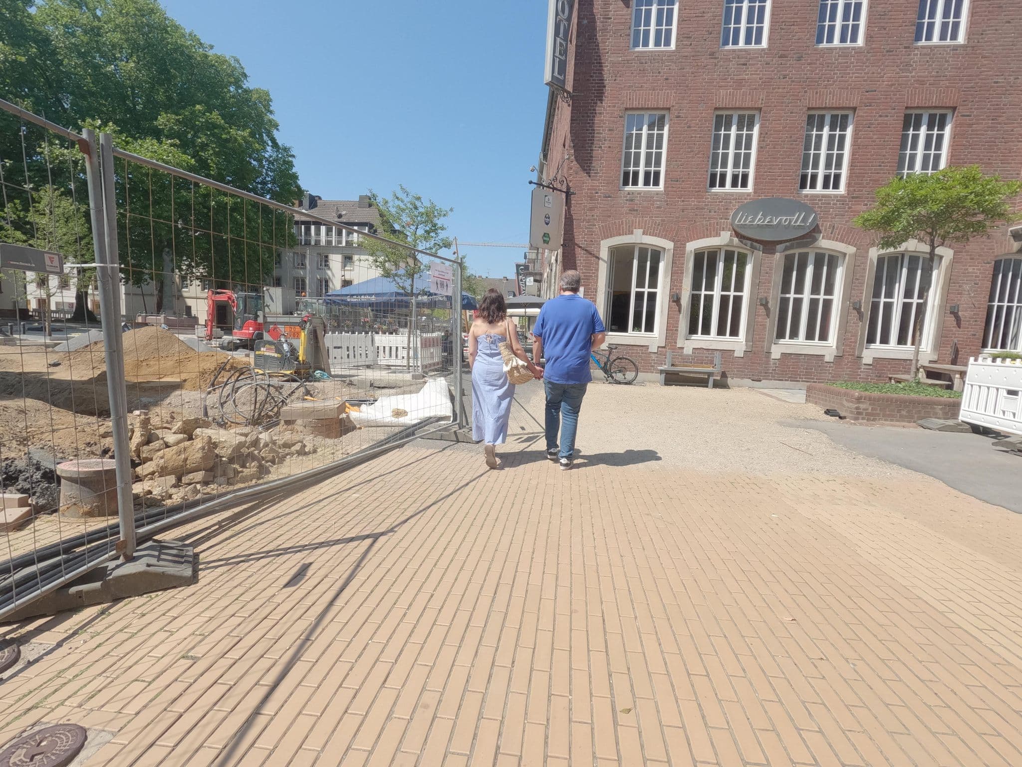 Street view near Stadthotel, Jülich — © hektor1989 (CC BY-SA · Mapillary)