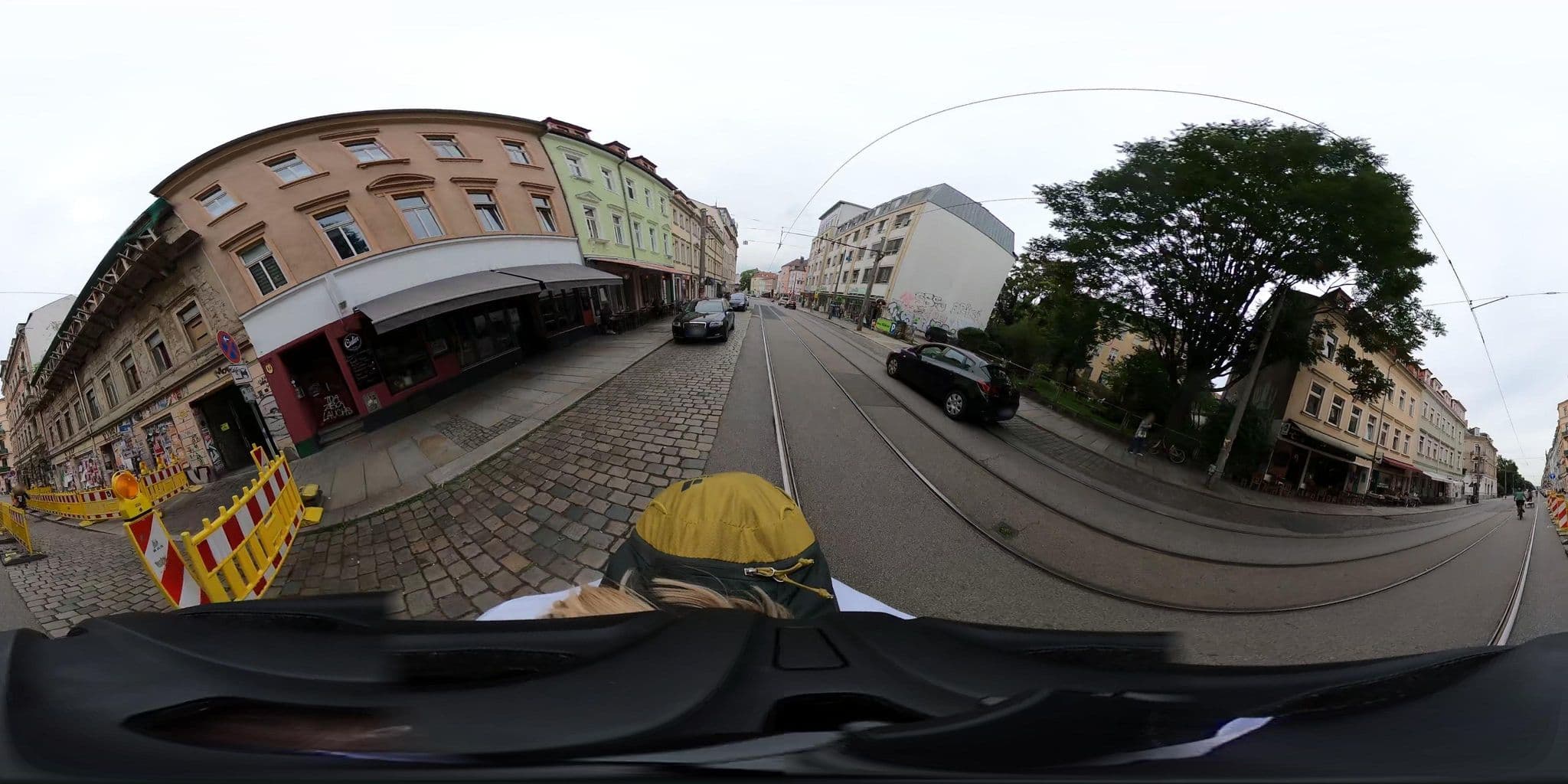 Street view near Afghanisches Restaurant sadaf, Äußere Neustadt — © geowatti (CC BY-SA · Mapillary)
