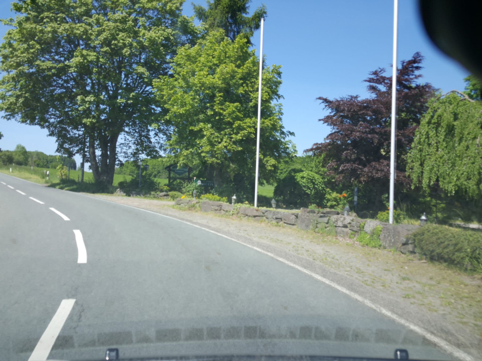 Street view near Landgut Stüttem, Wipperfürth — © kino (CC BY-SA · Mapillary)