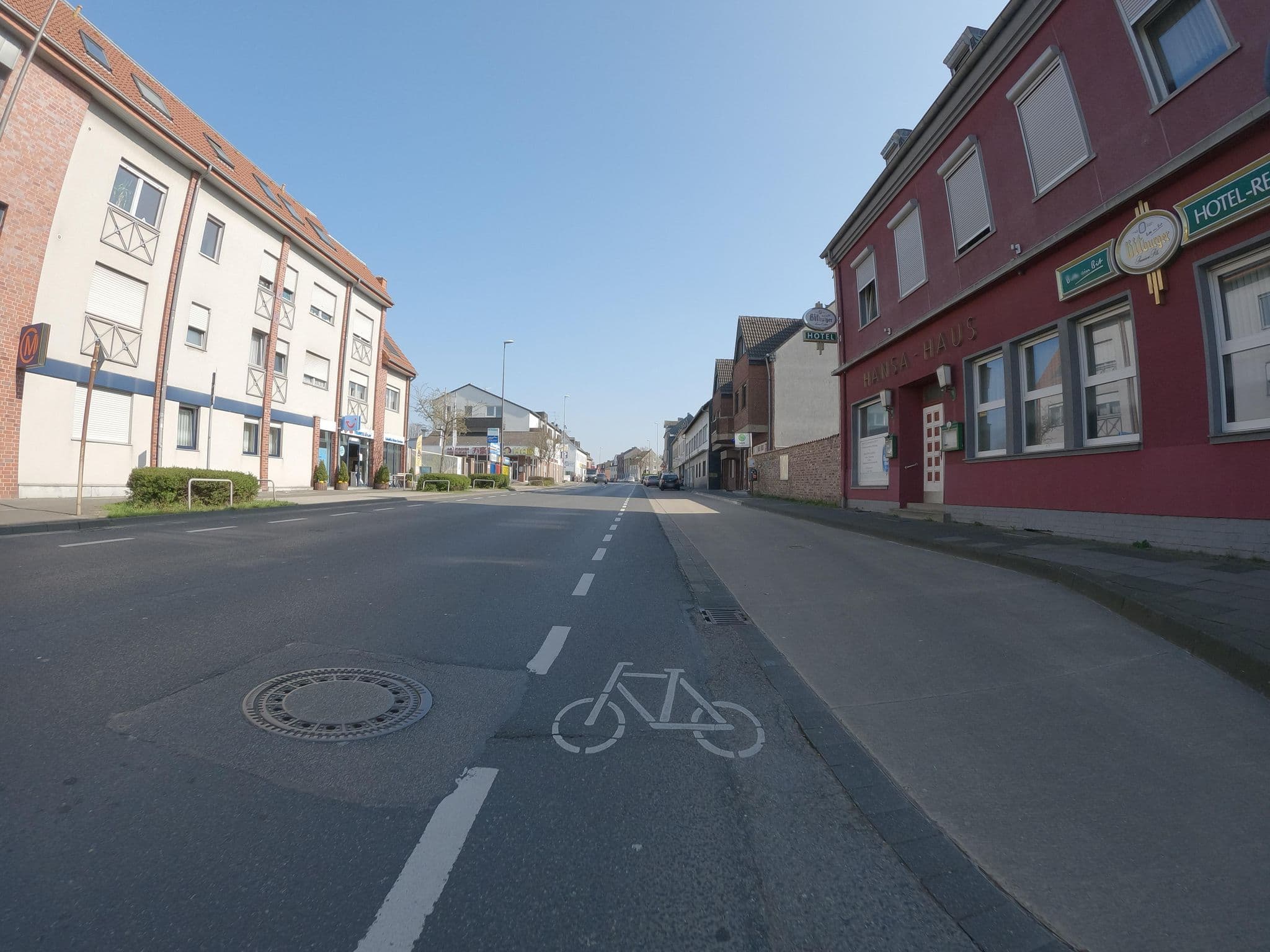 Street view near Hansa Haus, Aachen — © FahrradstadtAachen (CC BY-SA · Mapillary)