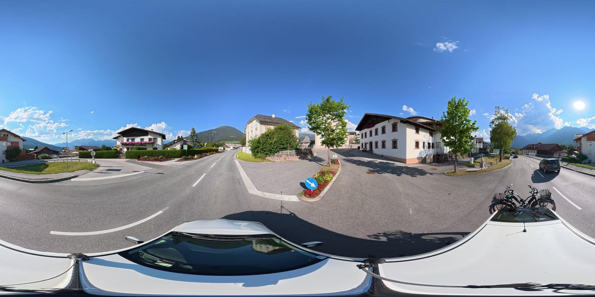 Street view near Haus Piegger, Schönberg im Stubaital — © osmplus_org (CC BY-SA · Mapillary)