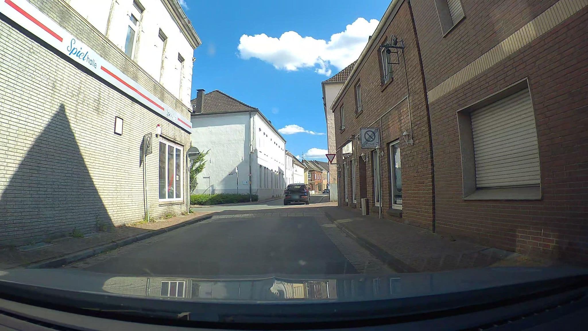 Street view near Landhaus zur Issel, Isselburg — © poxonline (CC BY-SA · Mapillary)