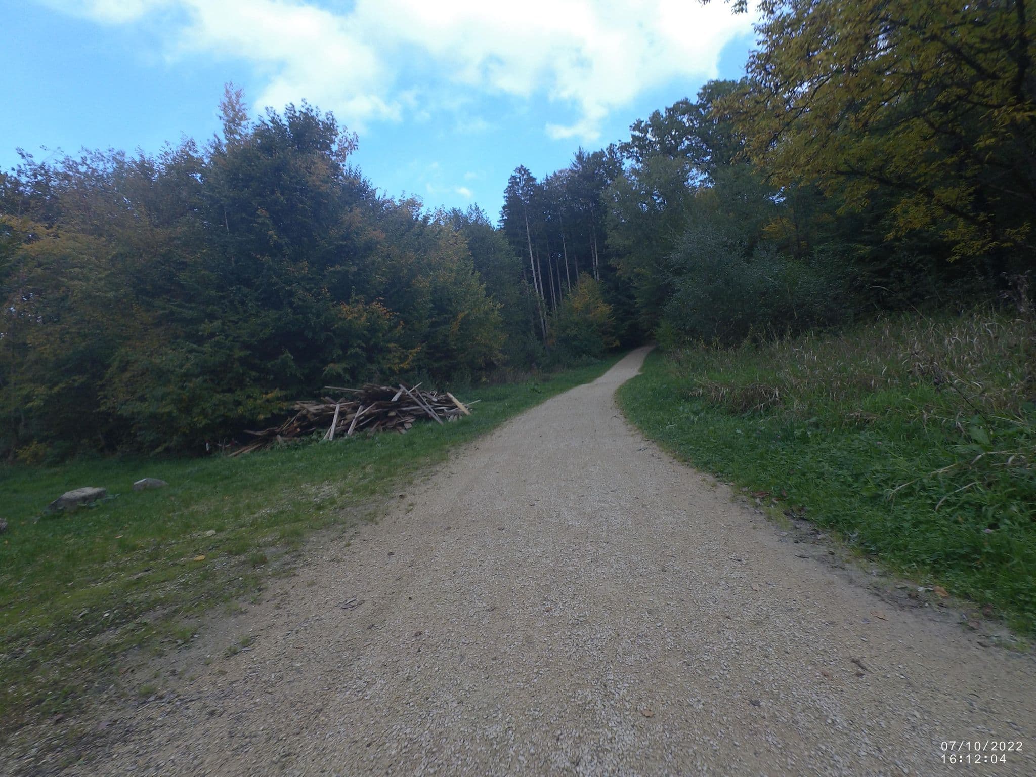 Street view near Pfadfinderplatz Eislingen, Eislingen — © VIA_CH (CC BY-SA · Mapillary)
