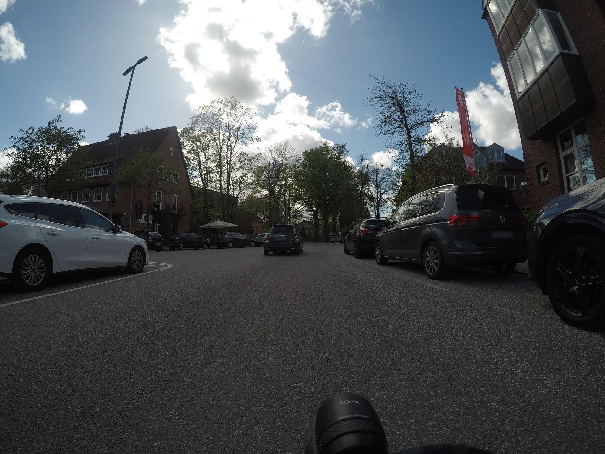 Street view near Excellent Hotel Hamburg, Volksdorf — © mjay (CC BY-SA · Mapillary)