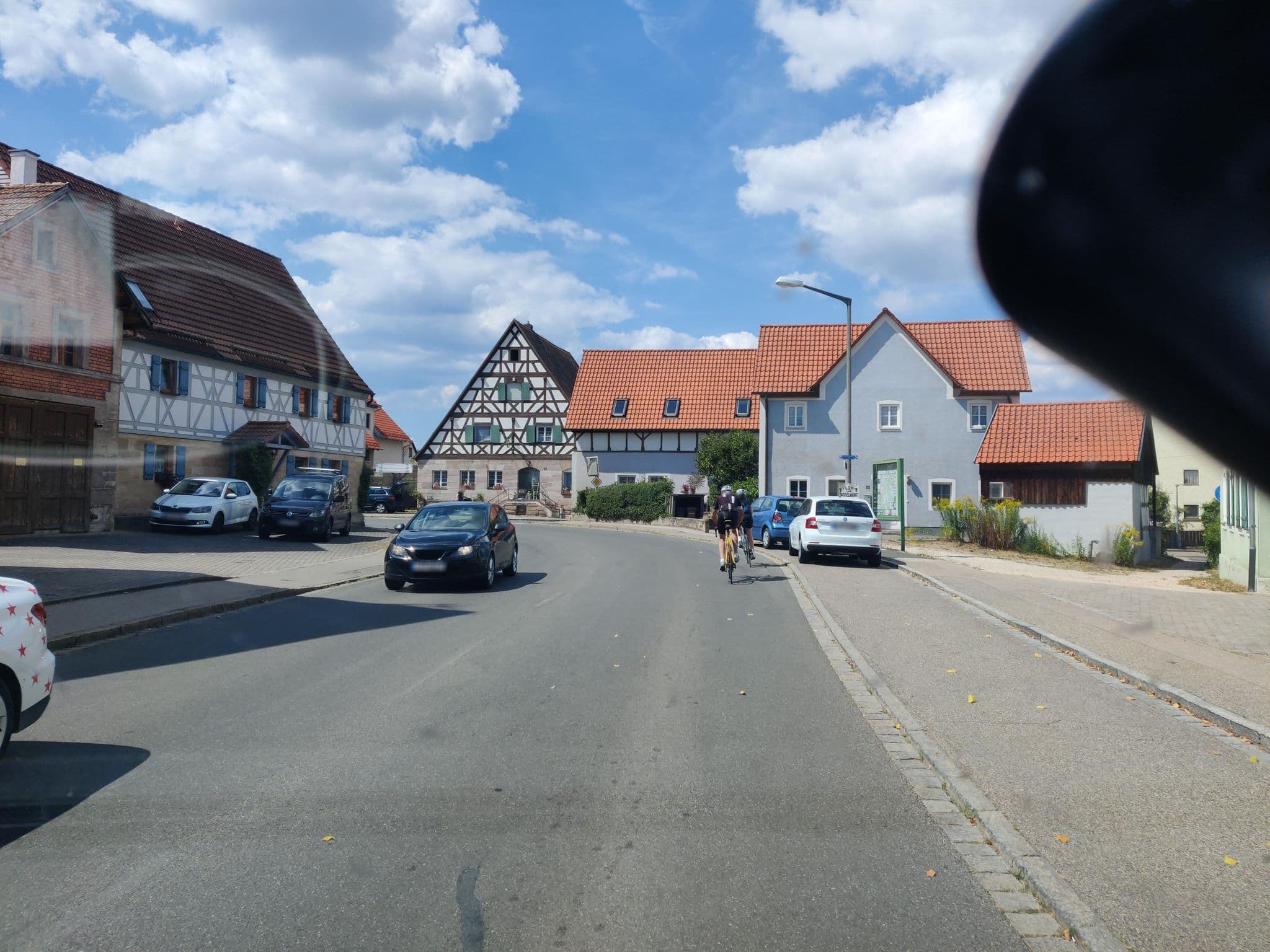 Street view near Ferienwohnung Miederer, Hilpoltstein — © kopra (CC BY-SA · Mapillary)