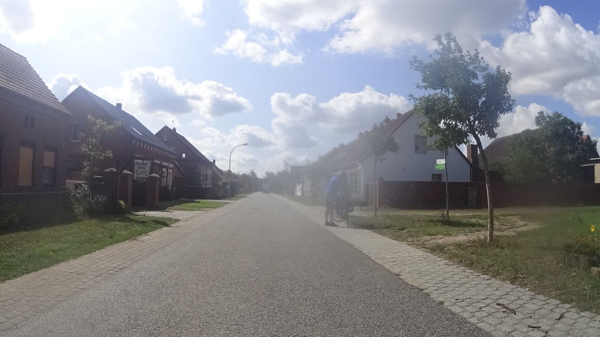 Street view near Genrich, Bad Wilsnack — © ramap (CC BY-SA · Mapillary)