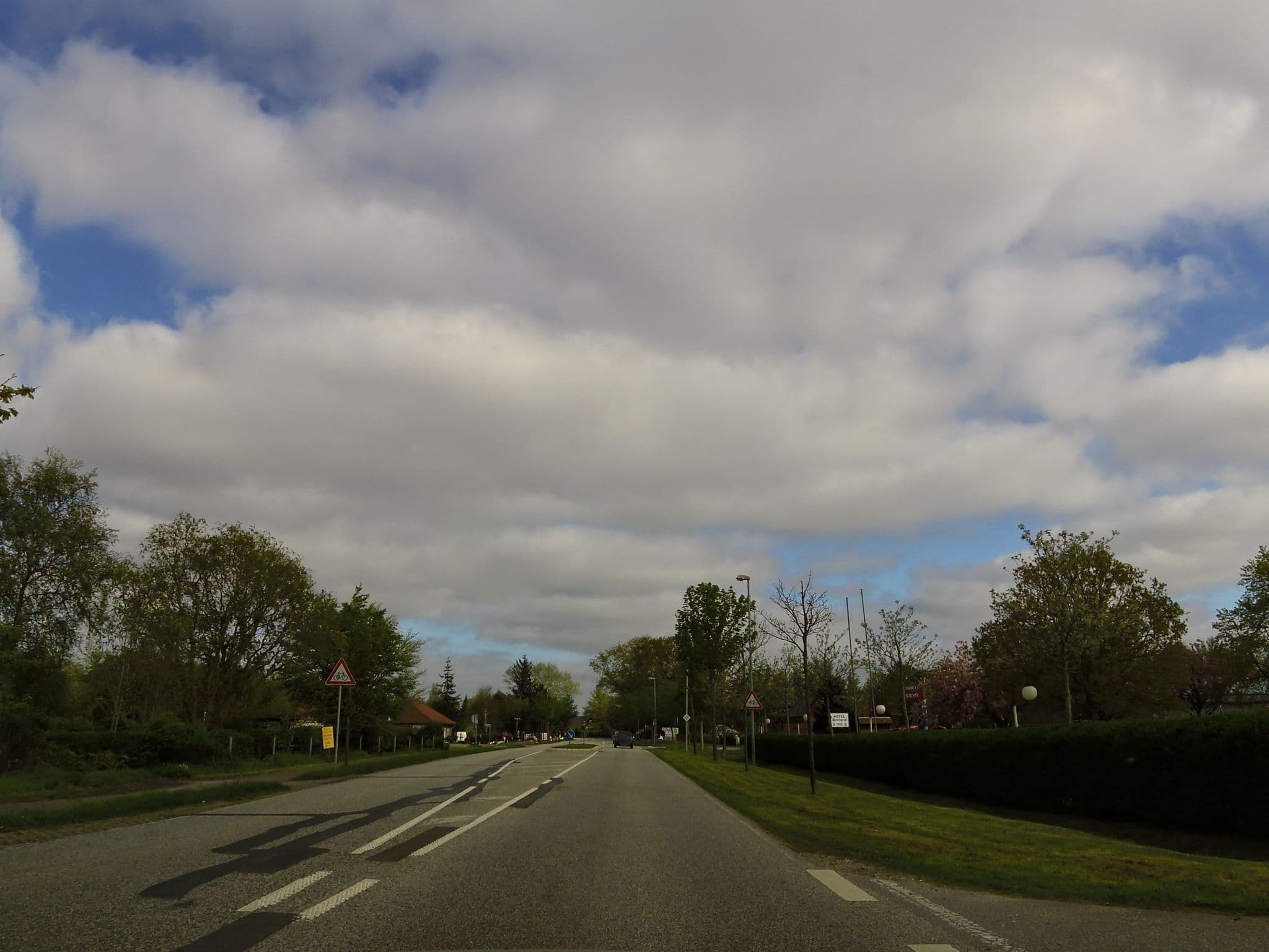 Street view near Deichgraf, Leck — © chuck (CC BY-SA · Mapillary)