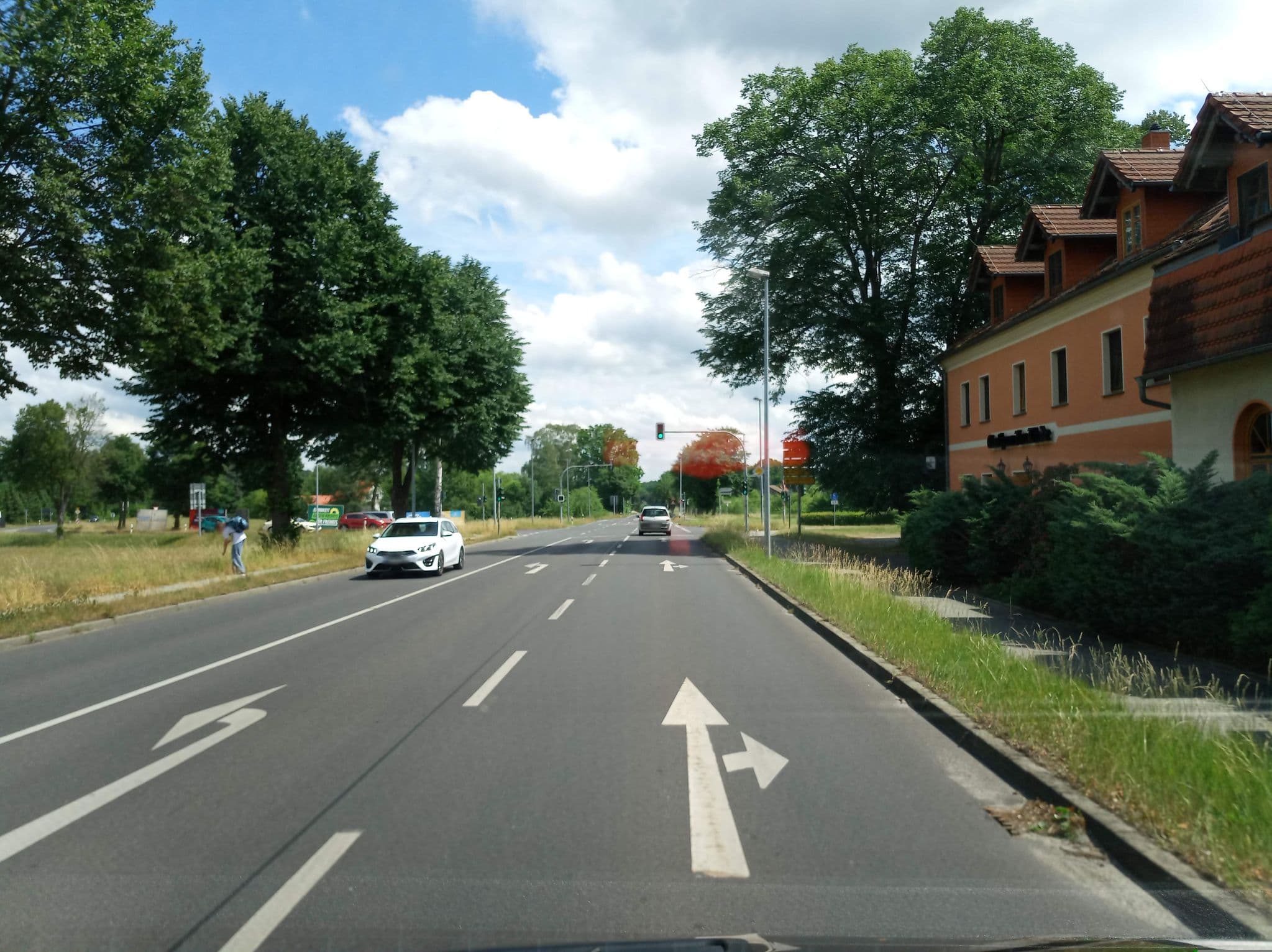 Street view near Gasthaus zur Linde, Gablenz — © atze02 (CC BY-SA · Mapillary)