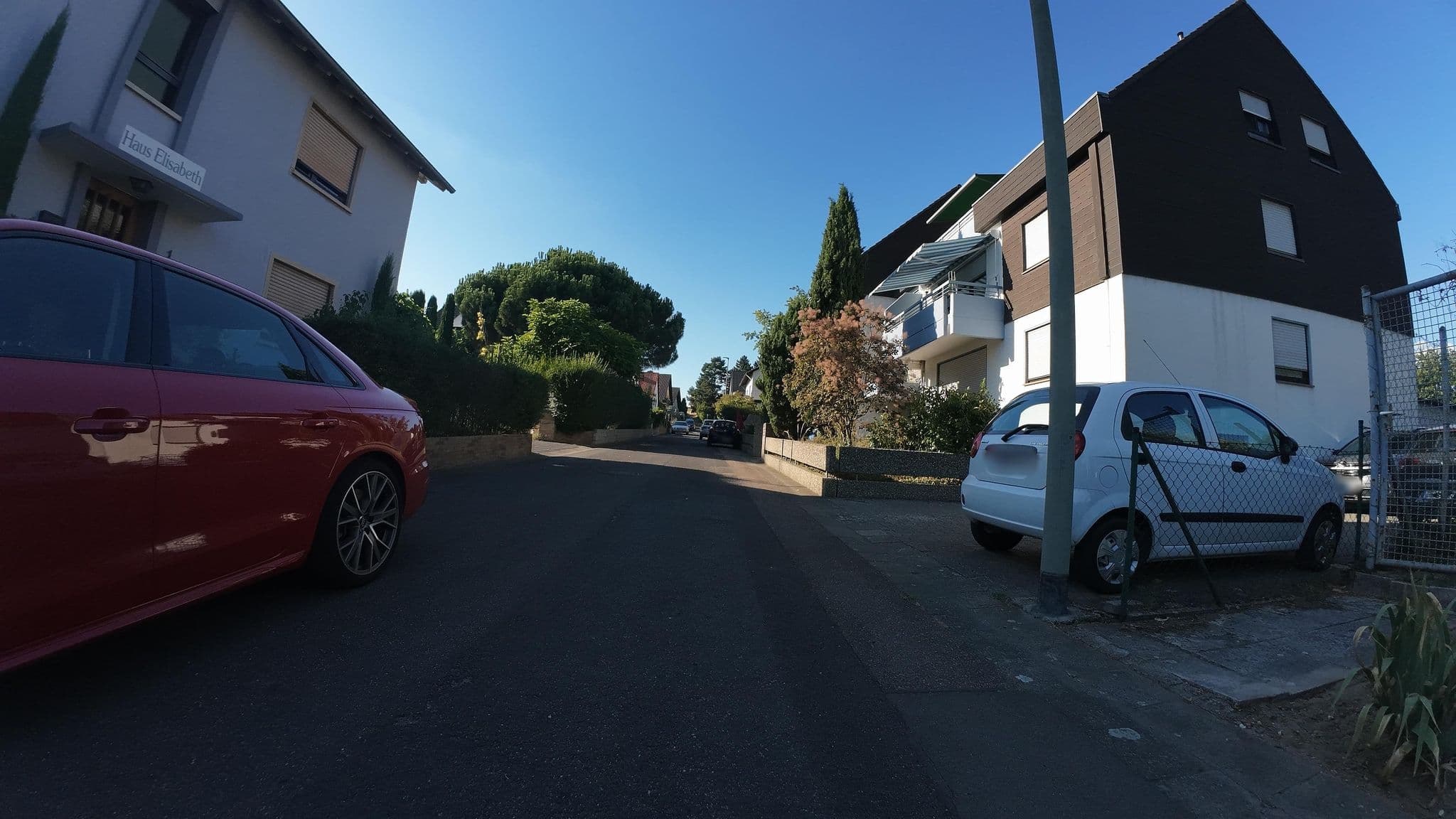 Street view near Hilzensauer Bernhard, Großkarlbach — © teddy73 (CC BY-SA · Mapillary)