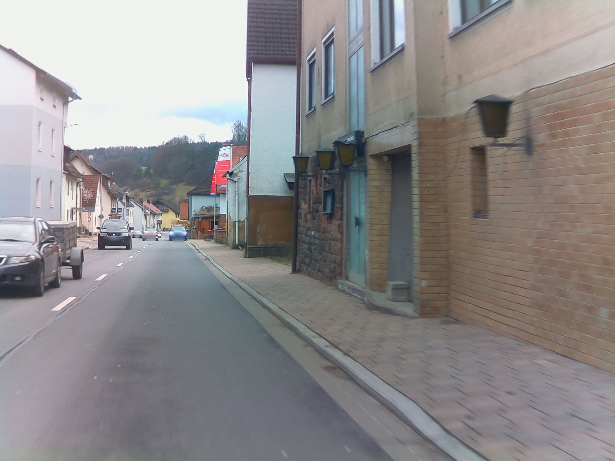 Street view near Hotel der Hobelspan, Mespelbrunn — © ramap (CC BY-SA · Mapillary)