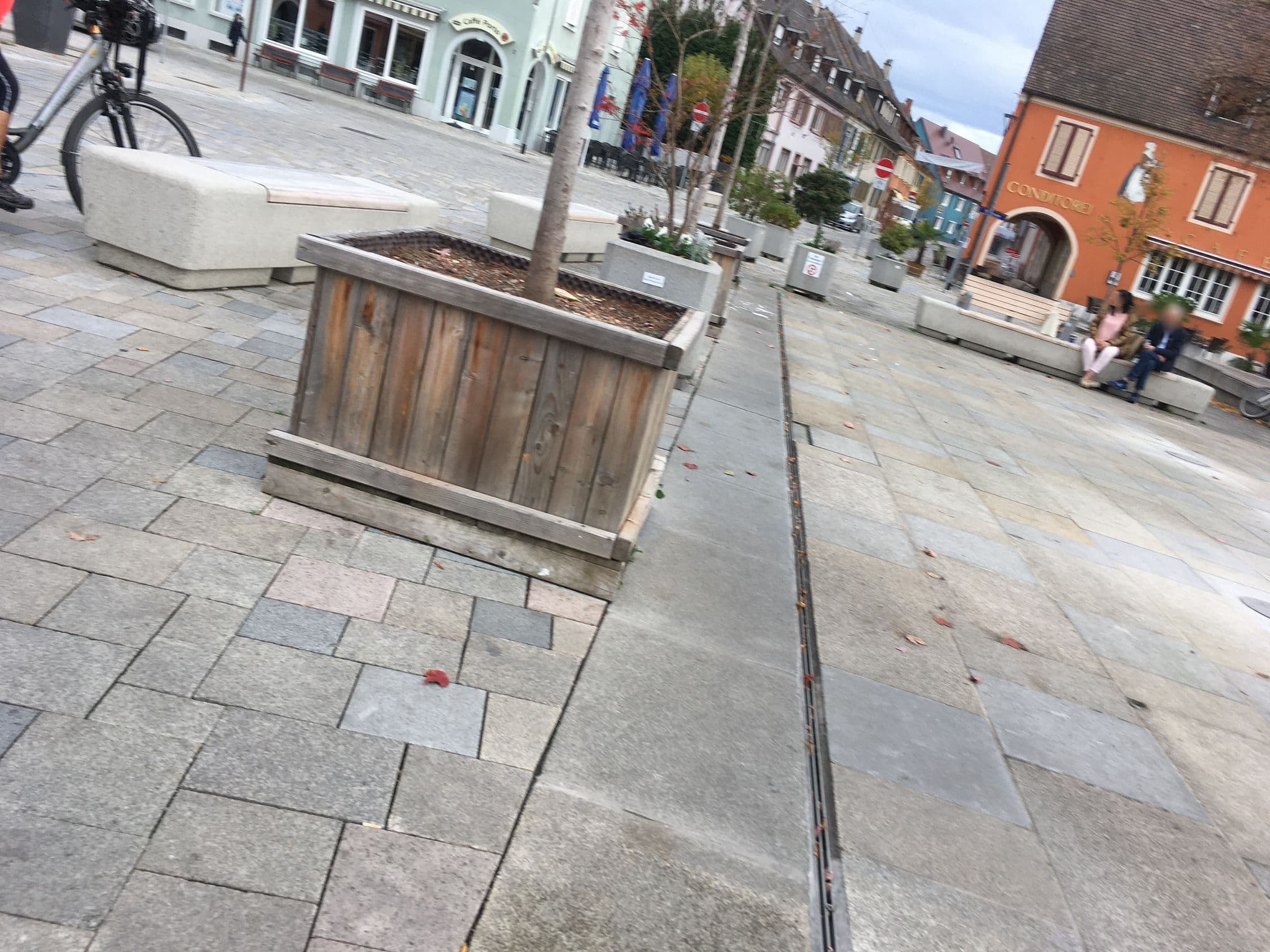 Street view near Schiff, Breisach am Rhein — © changchun1 (CC BY-SA · Mapillary)