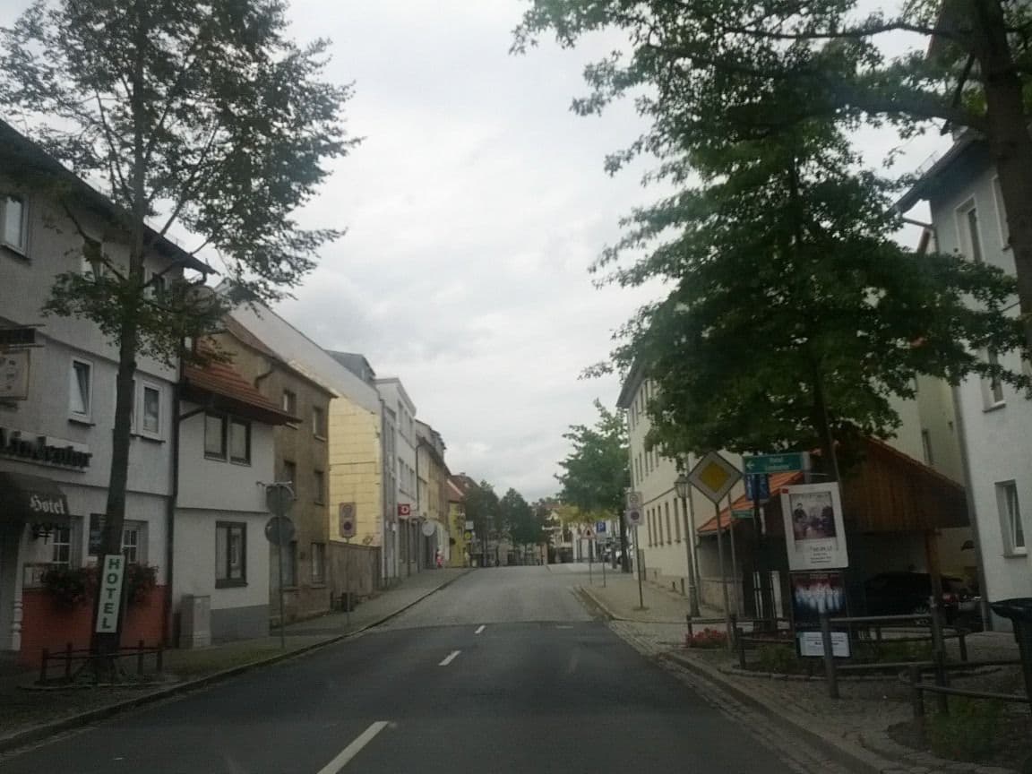 Street view near Hotel "Zum Lindentor", Bad Salzungen — © zoegglmeyr (CC BY-SA · Mapillary)