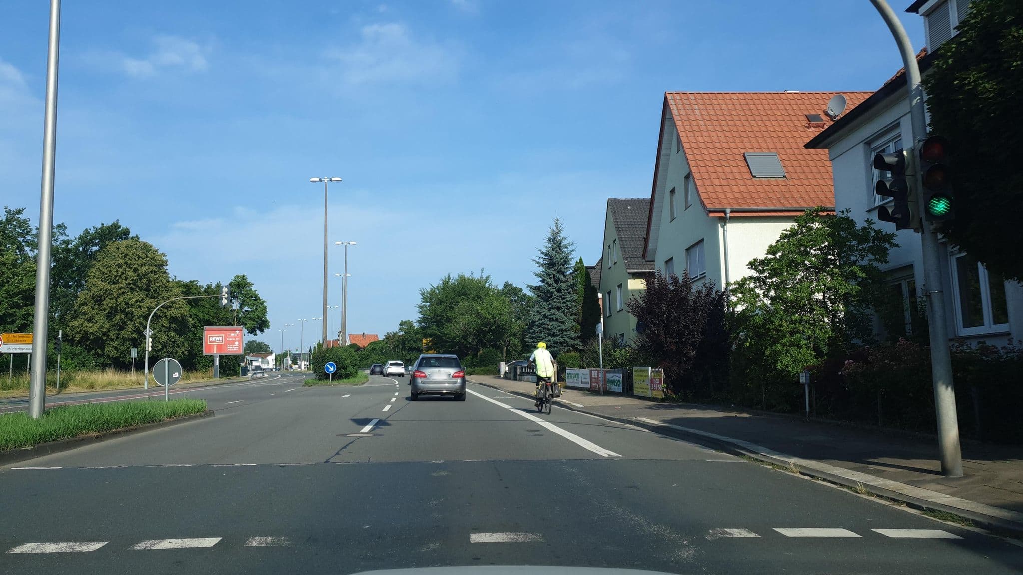 Street view near Ferienwohnung Spilker, Herford — © Schmarvis (CC BY-SA · Mapillary)