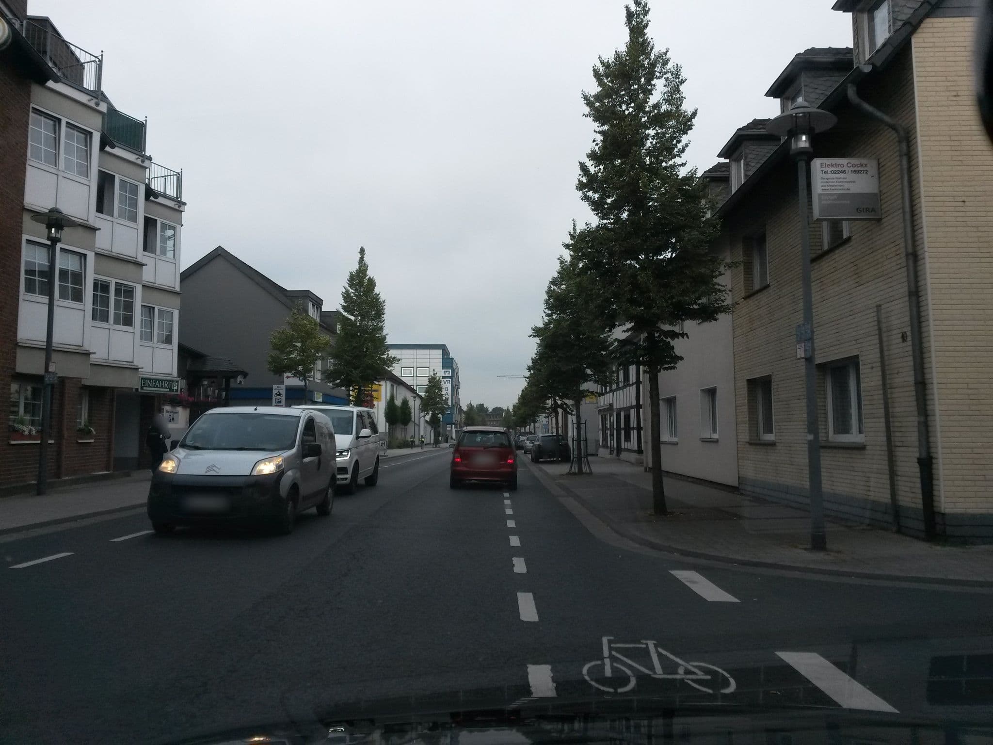 Street view near Hotel am Stadthaus, Lohmar — © uwekoch (CC BY-SA · Mapillary)