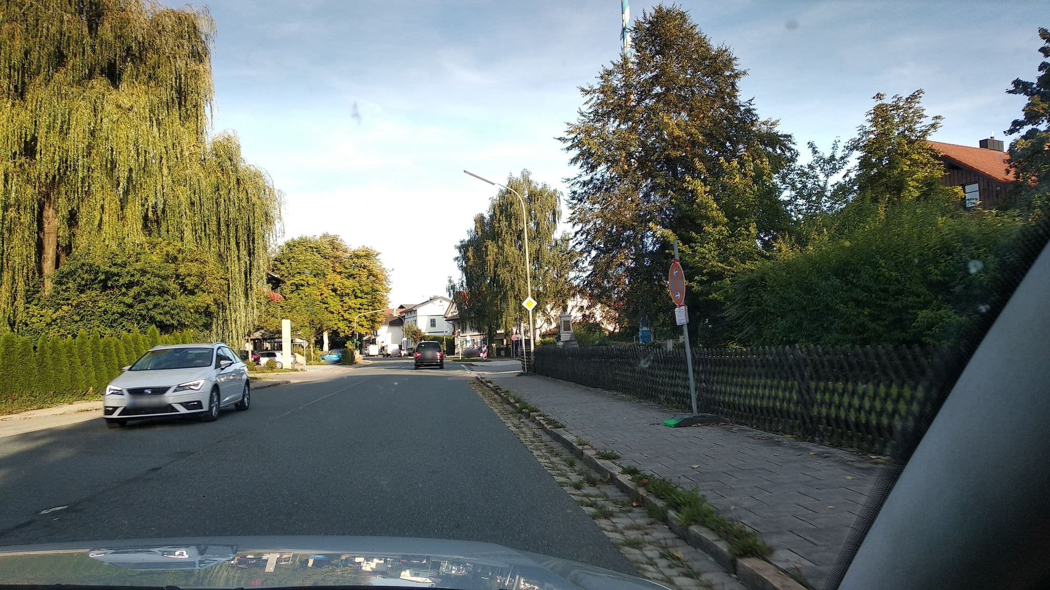 Street view near Glasls Landhotel, Zorneding — © umap (CC BY-SA · Mapillary)