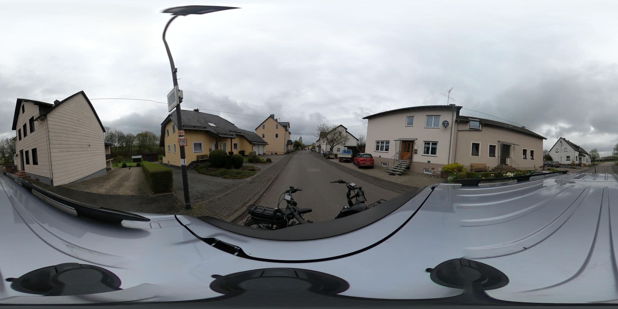 Street view near Bauernhofcafe Morgenfelderhof, Manderscheid — © Mobilitaetswerk (CC BY-SA · Mapillary)