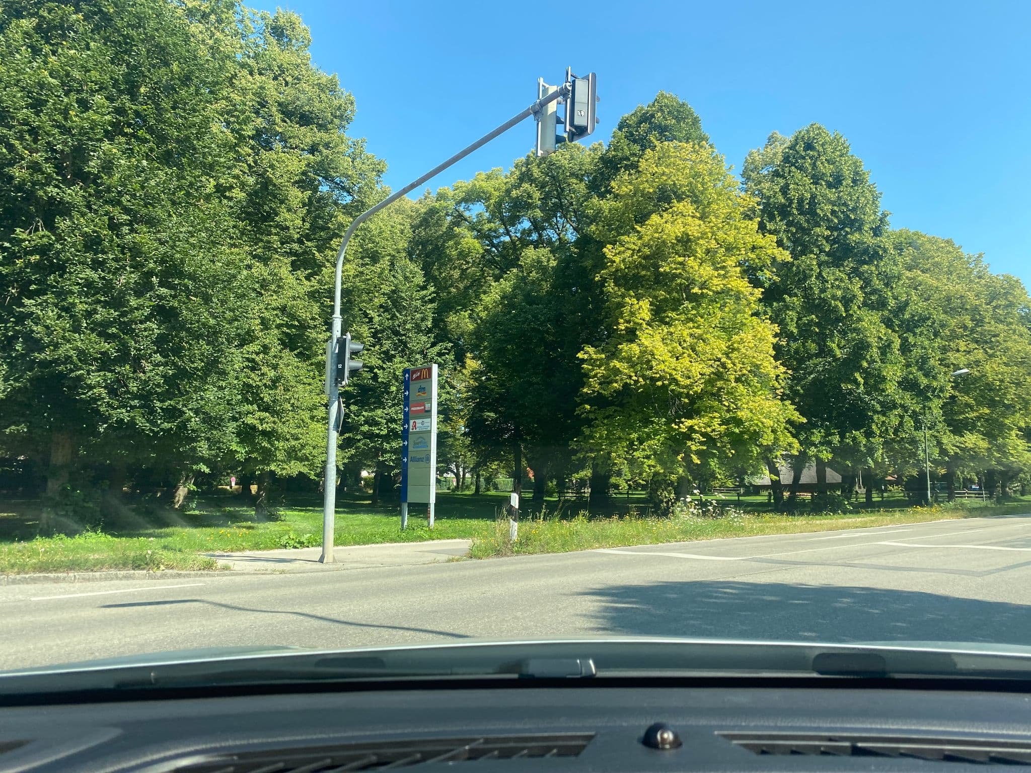 Street view near Azimut Hotel Erding, Stammham — © vorwaertsimmer (CC BY-SA · Mapillary)