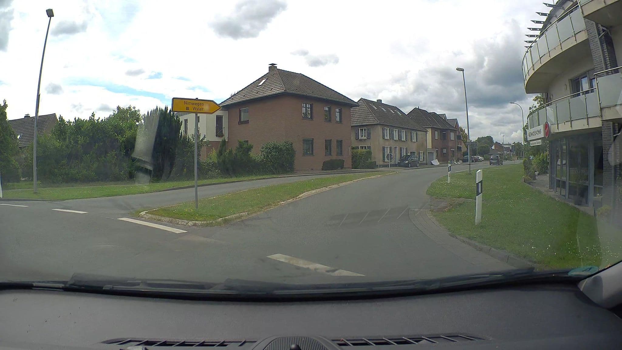 Street view near Nimweger Tor, Kranenburg — © poxonline (CC BY-SA · Mapillary)