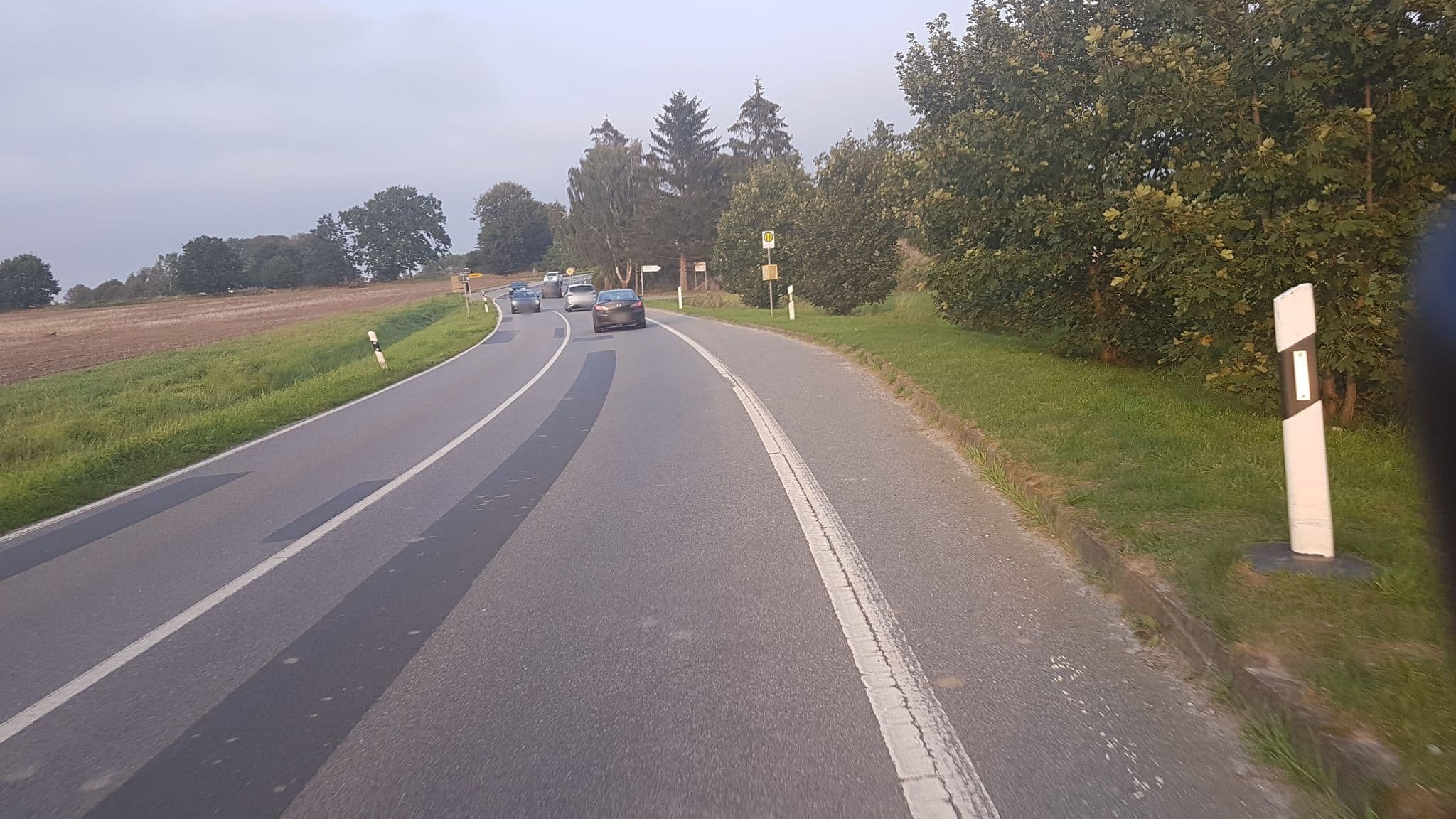 Street view near Blaues Haus, Putbus — © snowdiver (CC BY-SA · Mapillary)