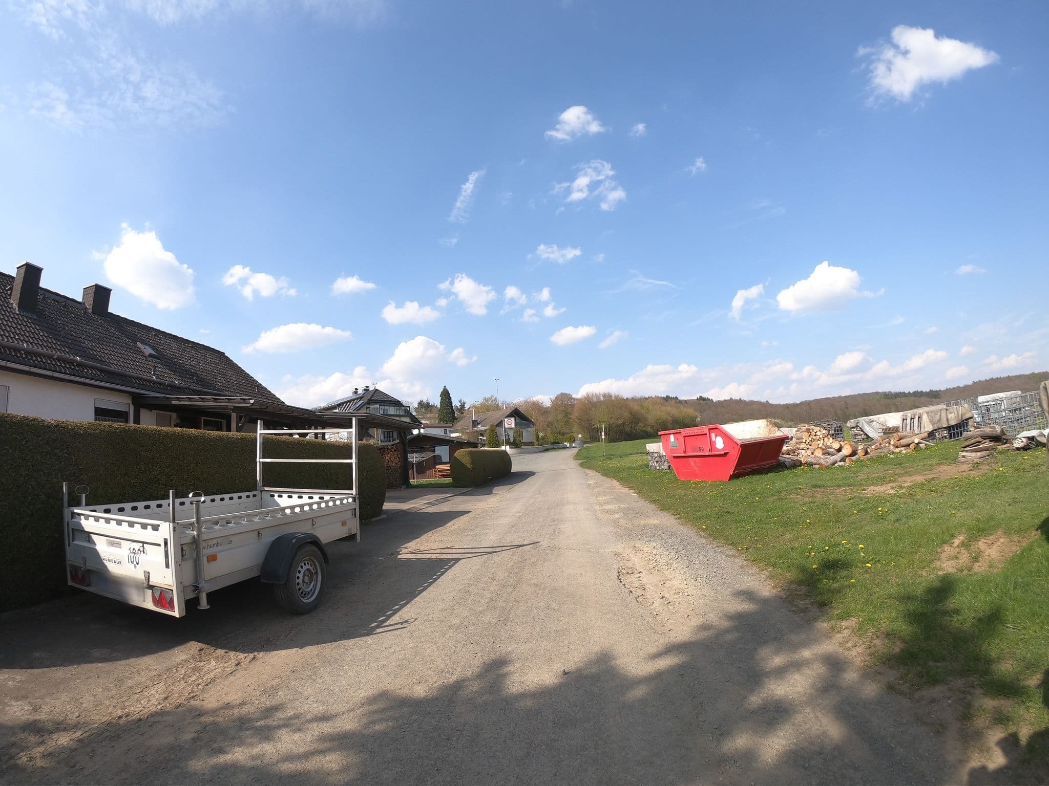 Street view near Ferienwohnung Sonnenblick Wetzlar, Aßlar — © grinninghamster (CC BY-SA · Mapillary)