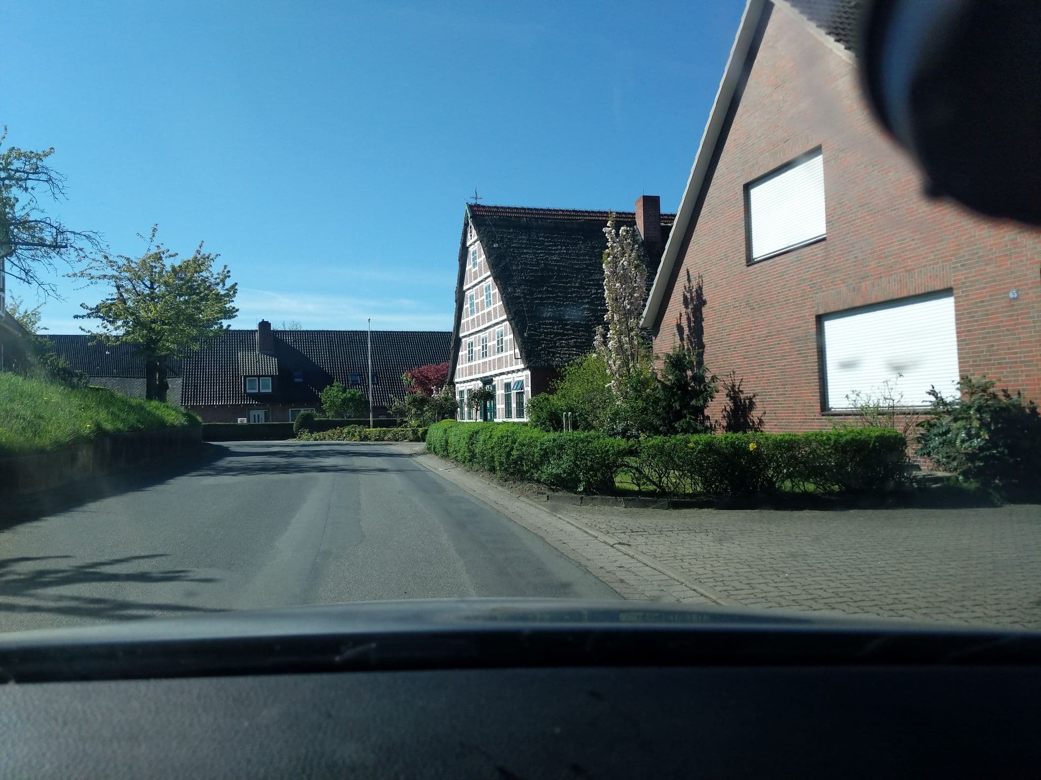 Street view near Appartements Altes Land, Guderhandviertel — © nesshof (CC BY-SA · Mapillary)