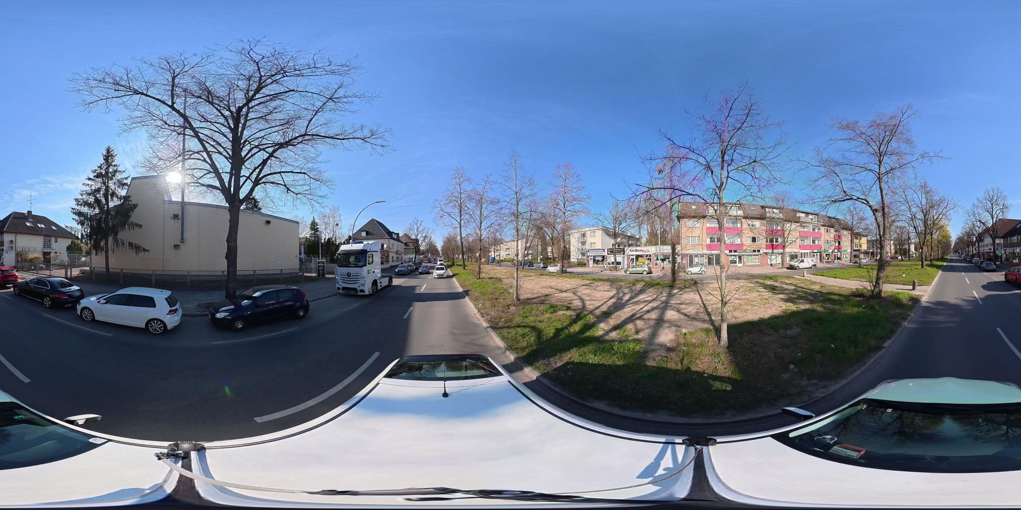 Street view near Hotel Obergfell, Lichtenrade — © osmplus_org (CC BY-SA · Mapillary)
