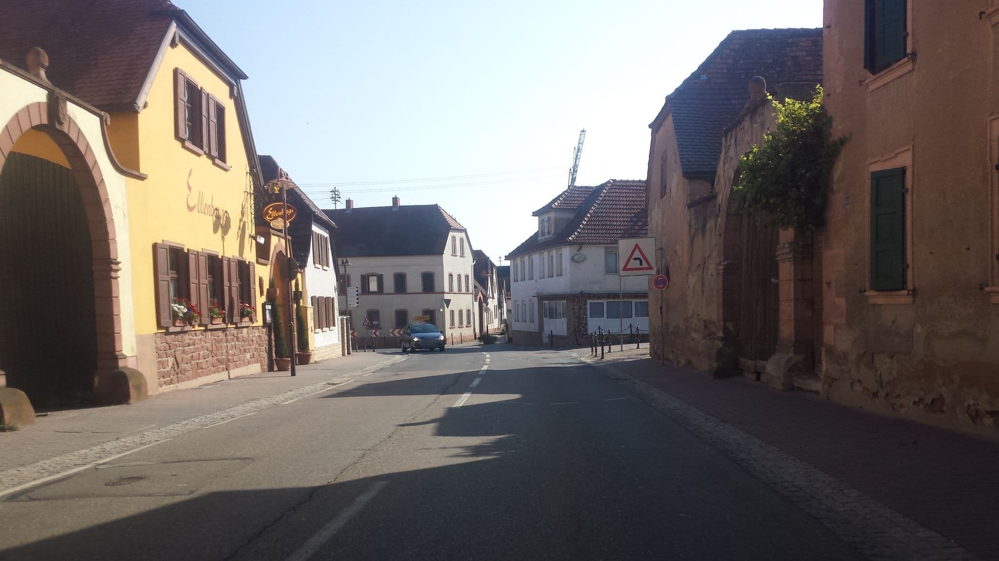 Street view near Ellenbergs Restaurant & Hotel, Heßheim — © wegavision (CC BY-SA · Mapillary)