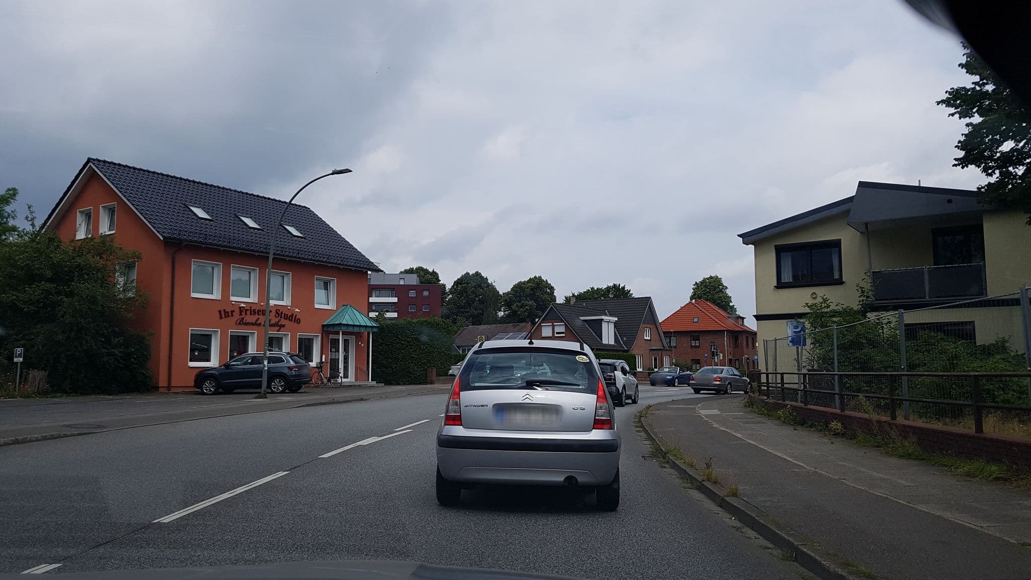 Street view near Hotel Kühl, Gadeland — © dsmm (CC BY-SA · Mapillary)
