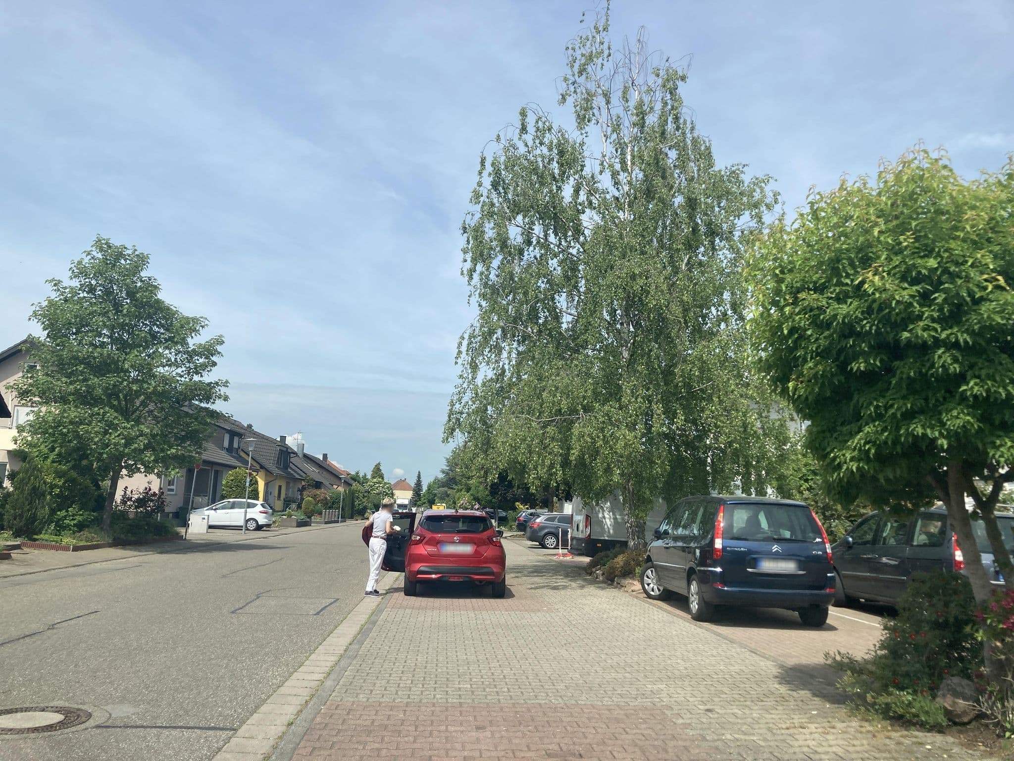 Street view near Zimmer in Waghäusel, Waghäusel — © tasmaniadevil (CC BY-SA · Mapillary)