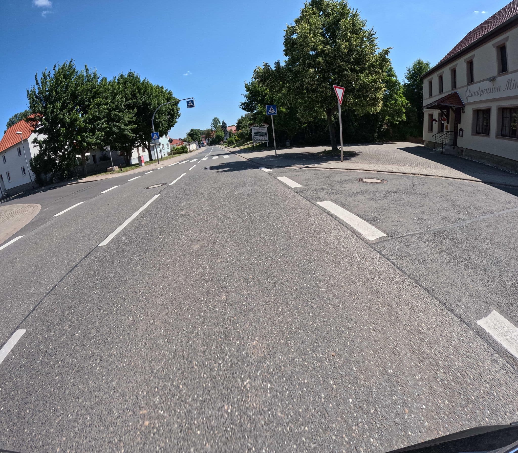Street view near Landpension Minna, Herbsleben — © newenergy (CC BY-SA · Mapillary)