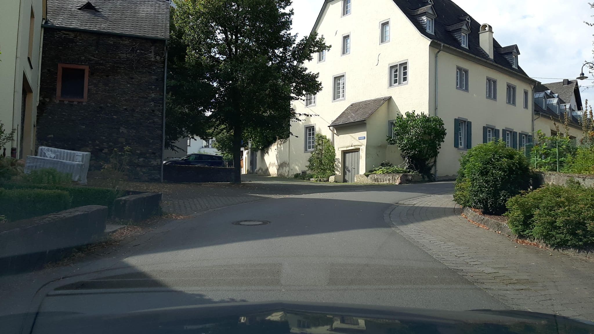 Street view near Schenden, Piesport — © Lowiekse (CC BY-SA · Mapillary)