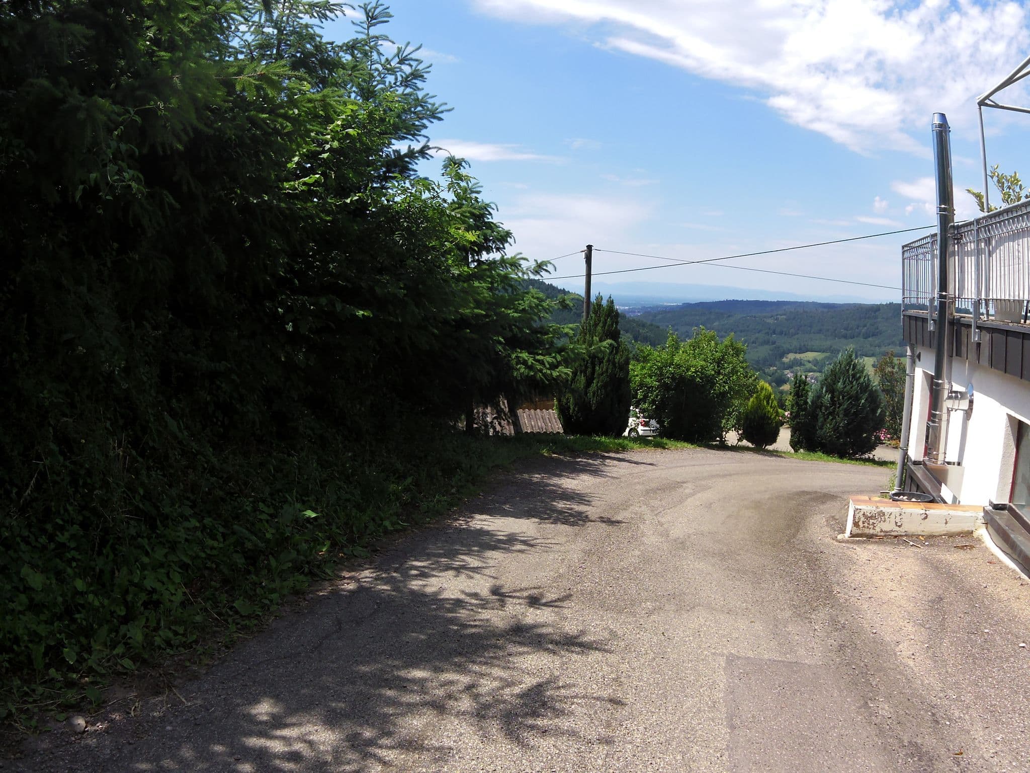 Street view near Augensteins Burgzimmer, Seelbach — © zoegglmeyr (CC BY-SA · Mapillary)