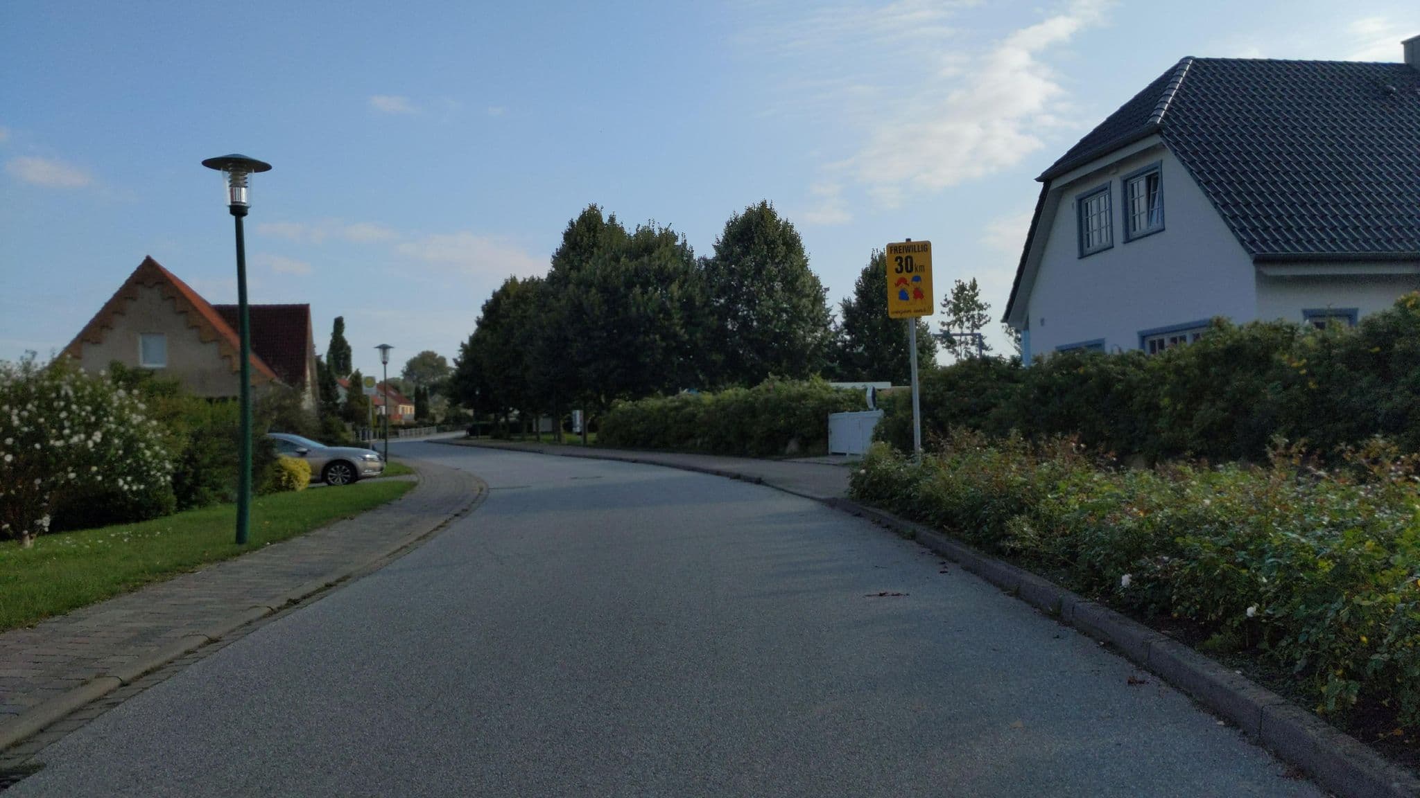 Street view near Café Blau & Pension, Kalkhorst — © rasmustravemnd (CC BY-SA · Mapillary)