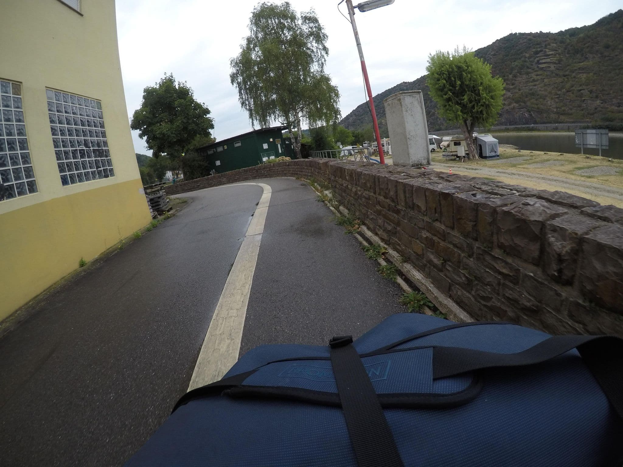 Street view near Schönburg Blick, Oberwesel — © mfa (CC BY-SA · Mapillary)