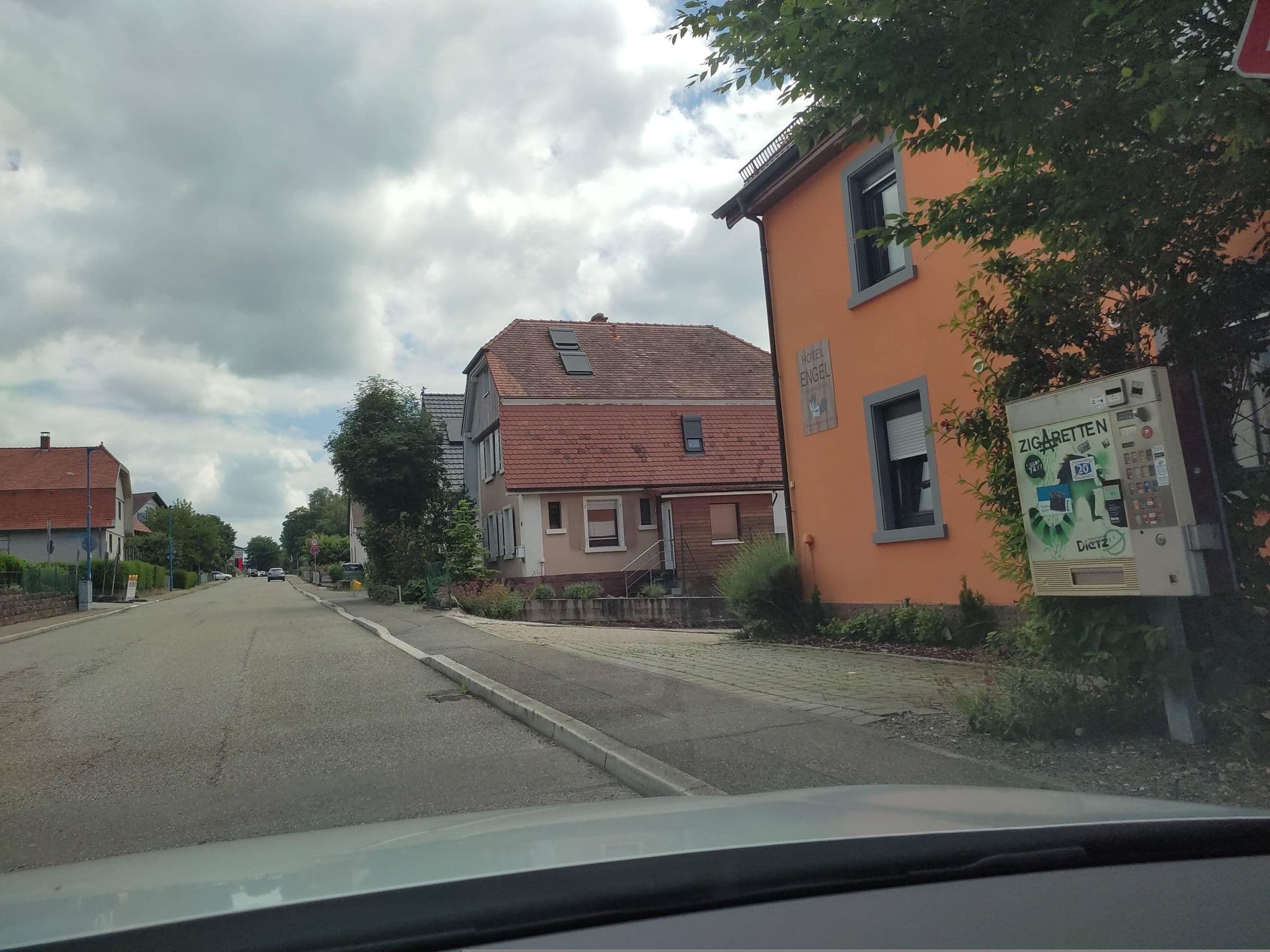 Street view near Hotel Engel, Ettlingen — © rausk (CC BY-SA · Mapillary)