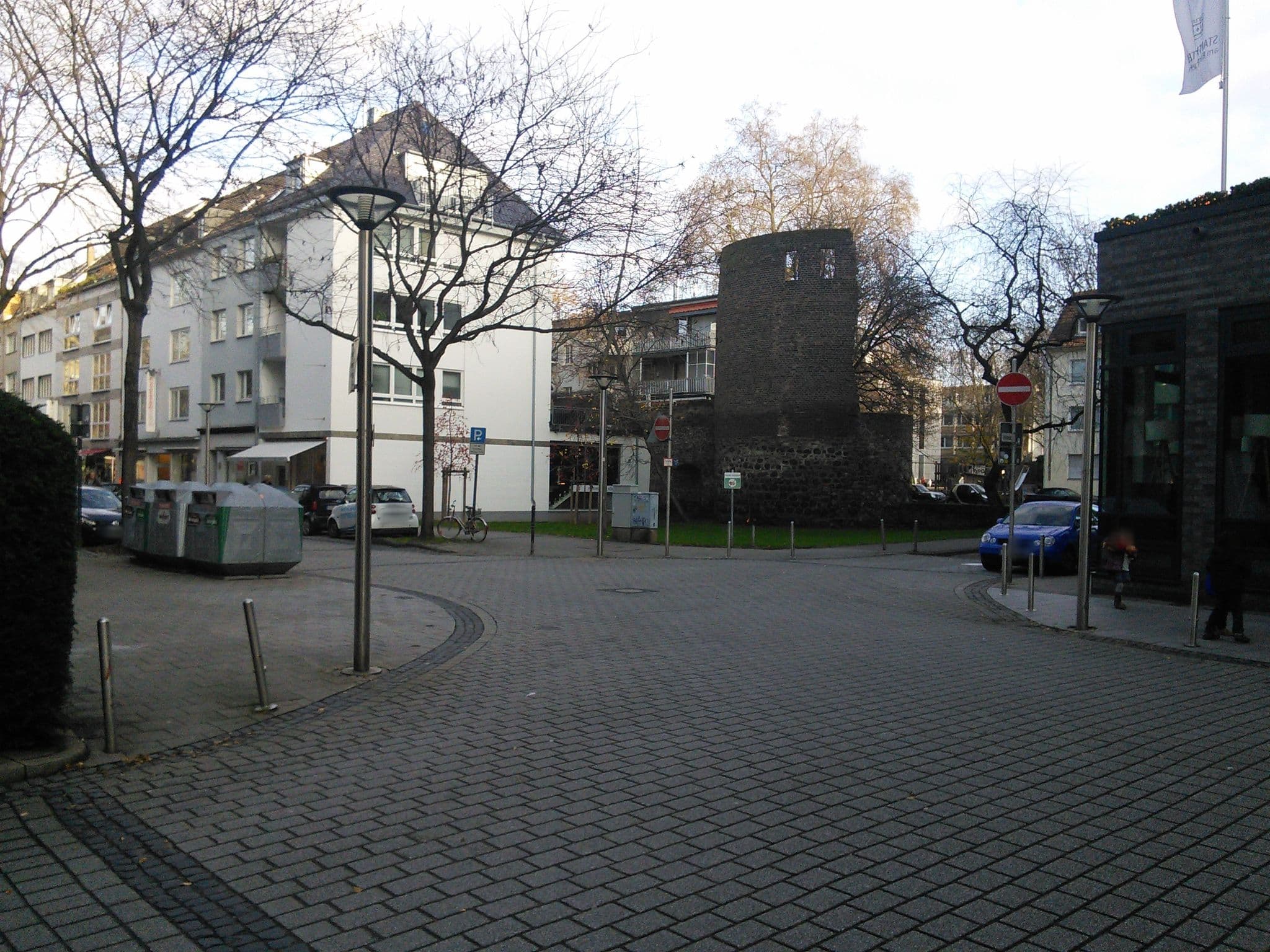 Street view near Stadthotel am Römerturm, Köln — © raymond (CC BY-SA · Mapillary)