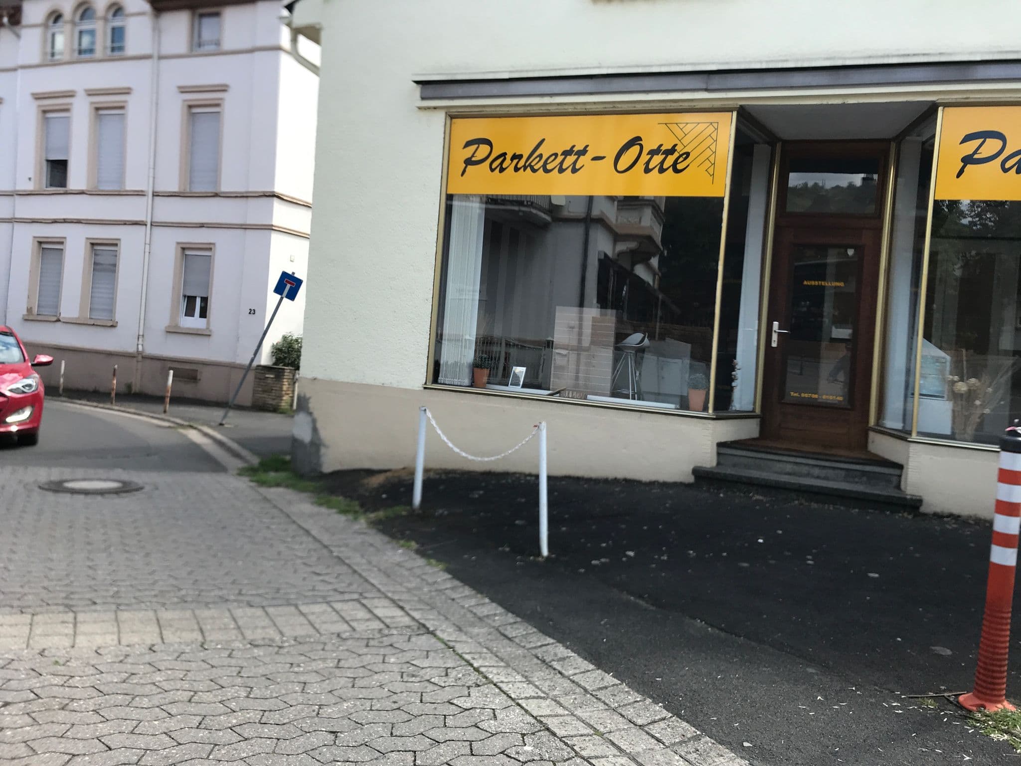 Street view near Gästehaus Urschel, Bad Münster am Stein-Ebernburg — © miguel_andrade (CC BY-SA · Mapillary)