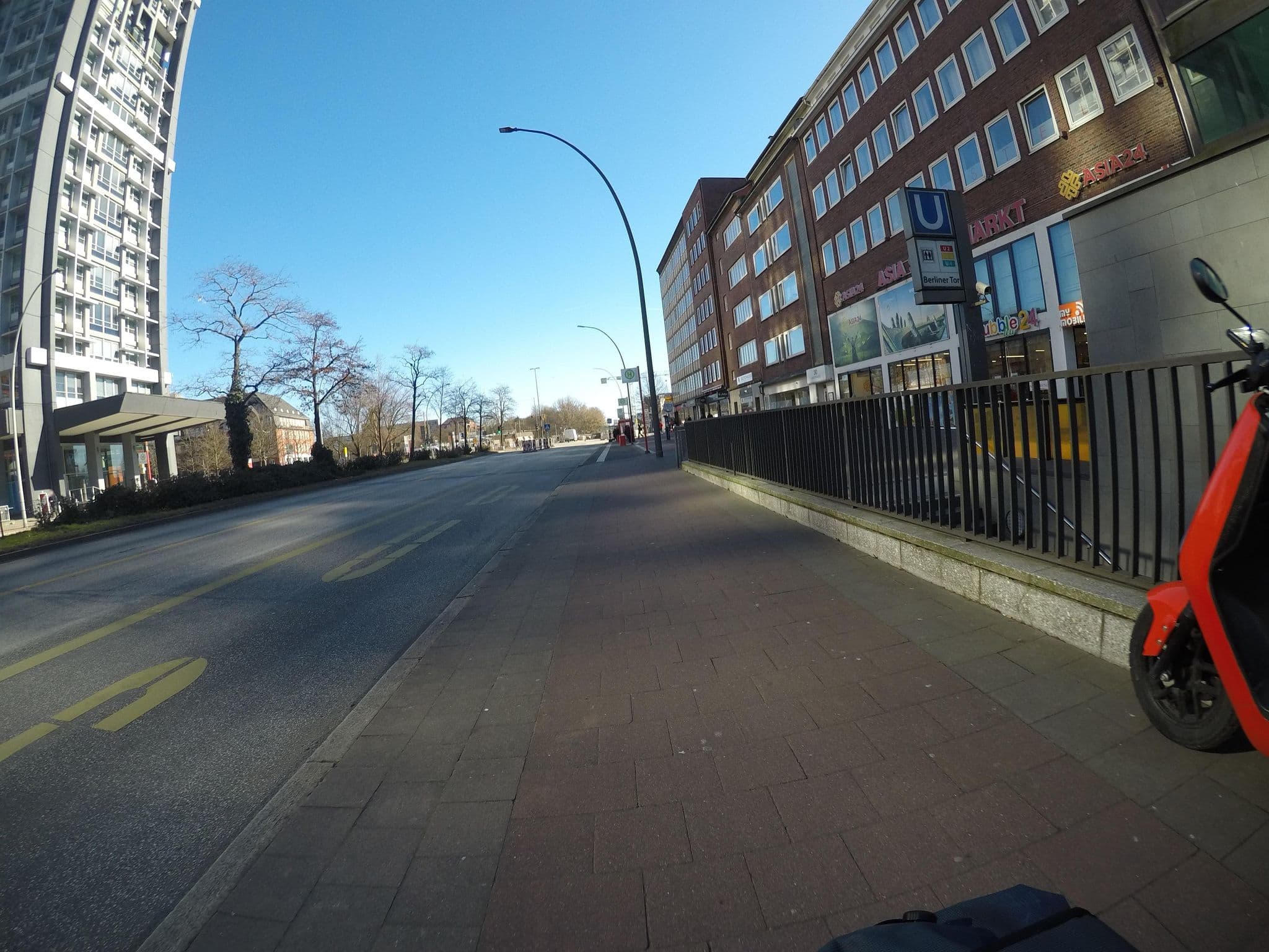 Street view near MAC City Hostel, Hamburg-Mitte — © mfa (CC BY-SA · Mapillary)