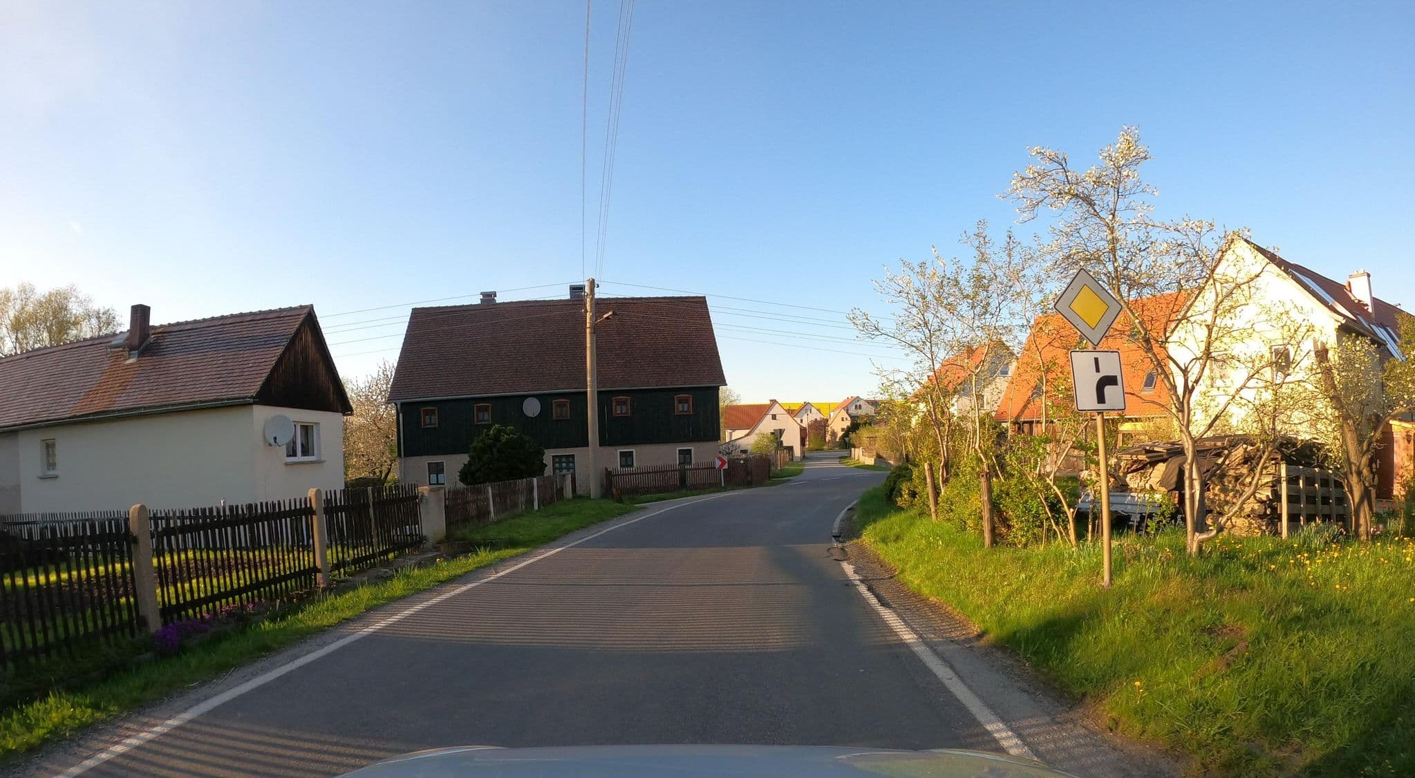 Street view near Ferienhaus Torbogen 38, Hochkirch — © masterofnoroad (CC BY-SA · Mapillary)