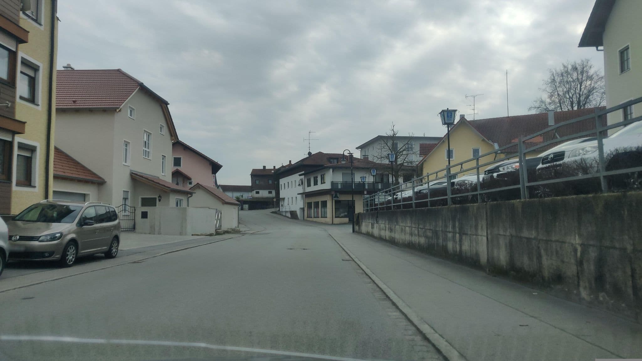 Street view near Pension Moosbräu, Simbach am Inn — © termoyer (CC BY-SA · Mapillary)