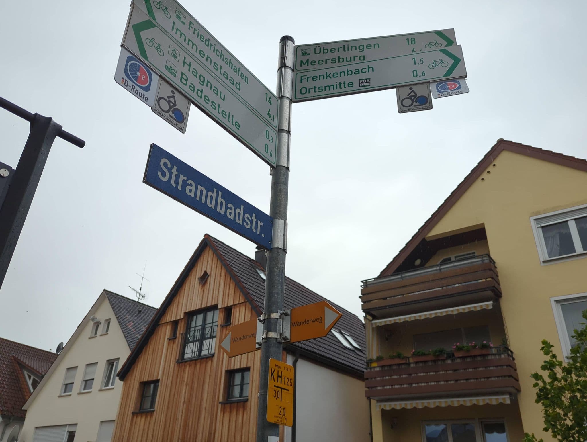 Street view near Gästehaus Stengele, Hagnau — © Elektronenschubser (CC BY-SA · Mapillary)