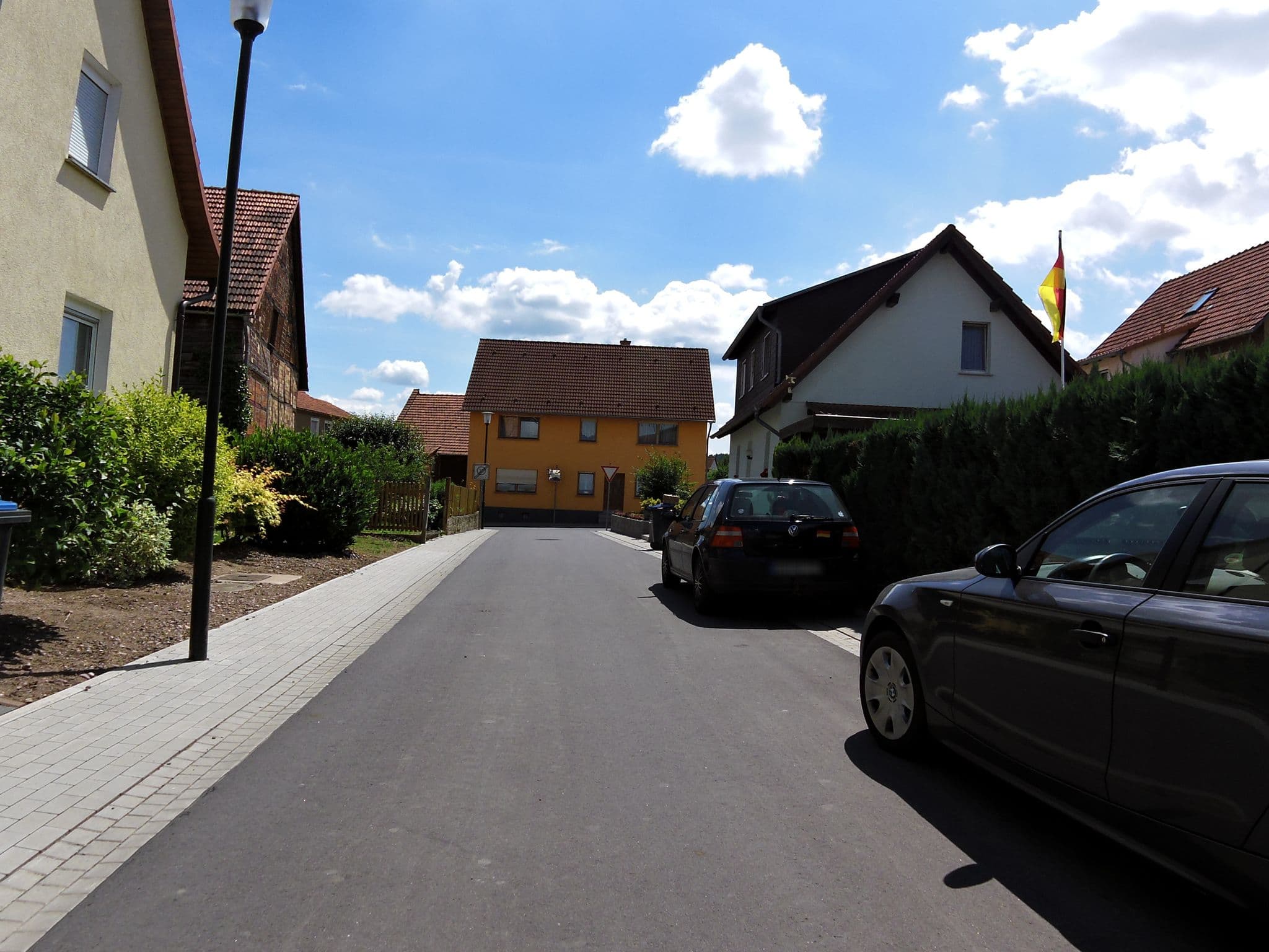 Street view near Beim Schulland, Lauchröden — © zoegglmeyr (CC BY-SA · Mapillary)
