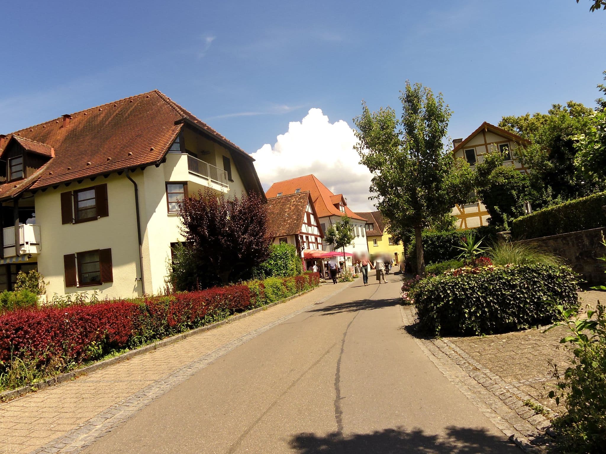 Street view near Ferienwohnung im Seegarten, Hagnau — © czmrtn (CC BY-SA · Mapillary)
