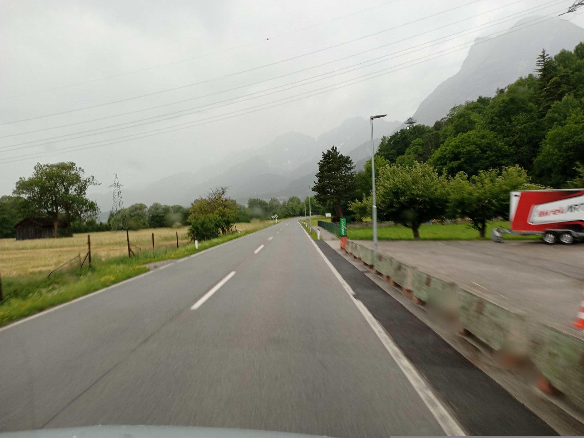 Street view near Plattenhof, Flaurling — © atze02 (CC BY-SA · Mapillary)