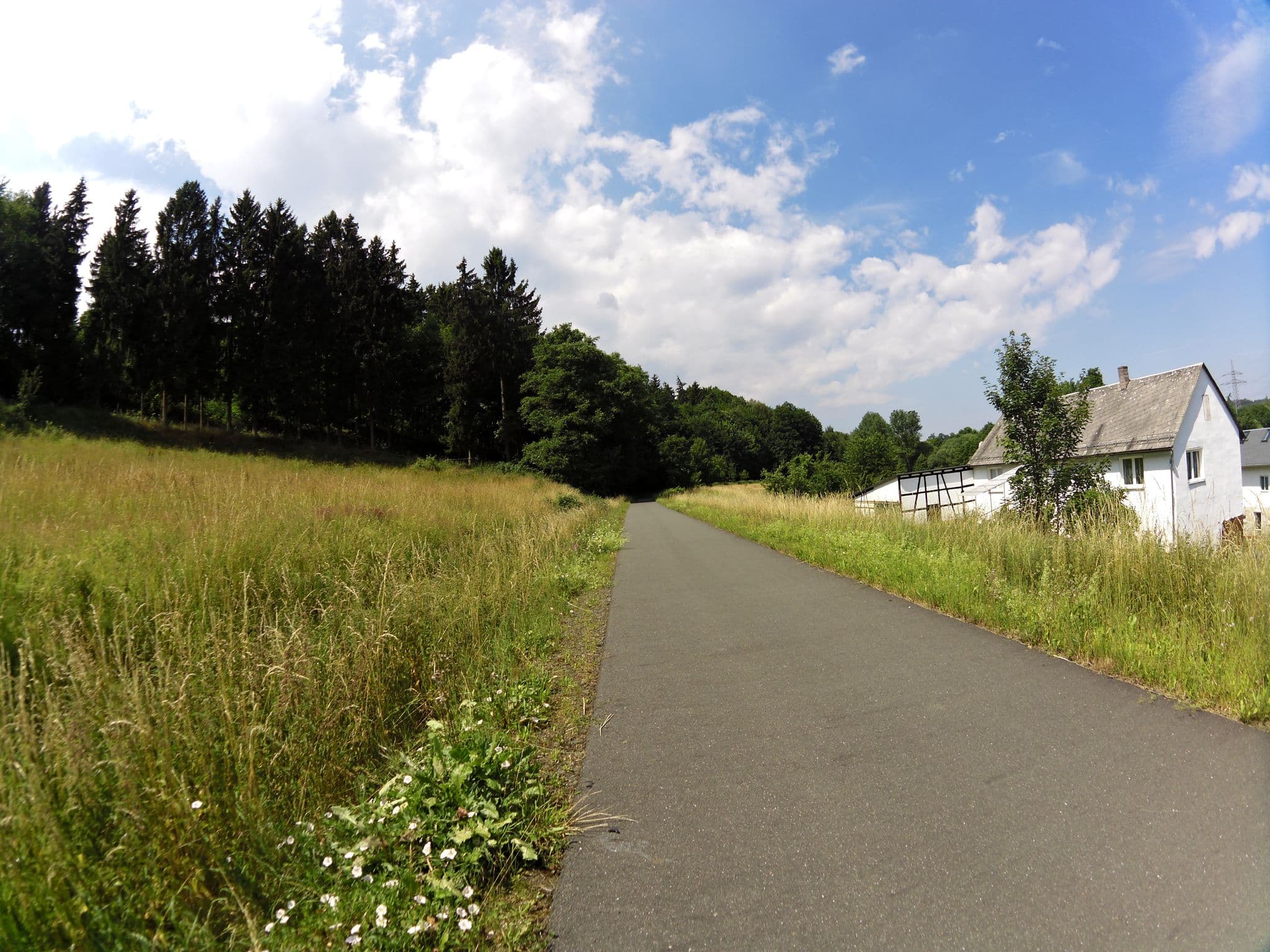 Street view near Pension Glücksmühle, Schleiz — © xma (CC BY-SA · Mapillary)