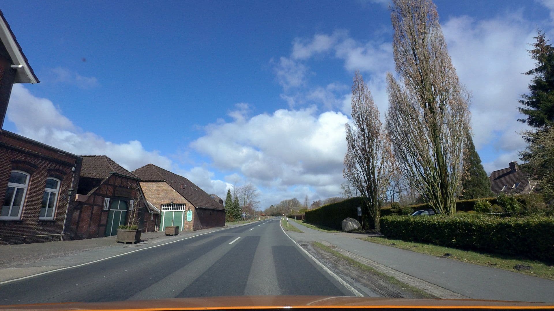Street view near Gästehaus Hempen Fied, Edewecht — © moenk (CC BY-SA · Mapillary)