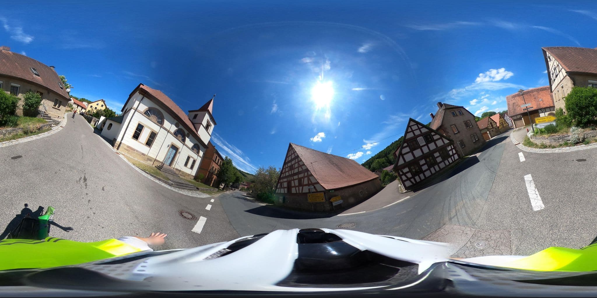 Street view near Weinbau Reinhold Müller, Creglingen — © Mobilitaetswerk (CC BY-SA · Mapillary)