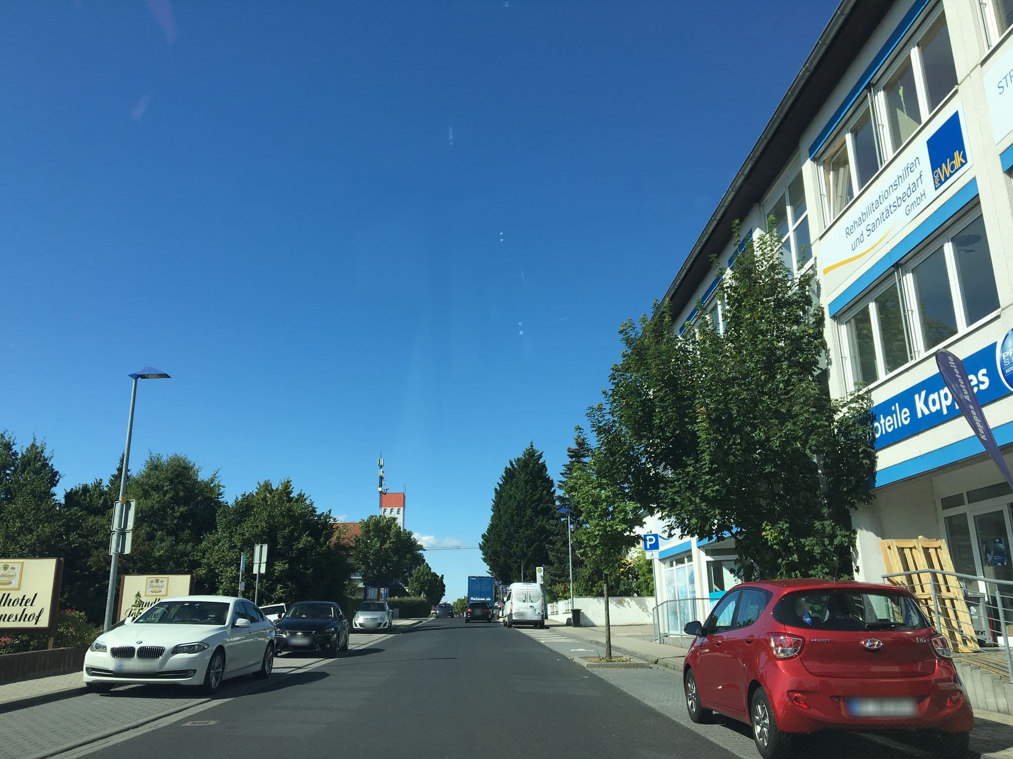 Street view near Trip Inn Hotel, Egelsbach — © chuck (CC BY-SA · Mapillary)