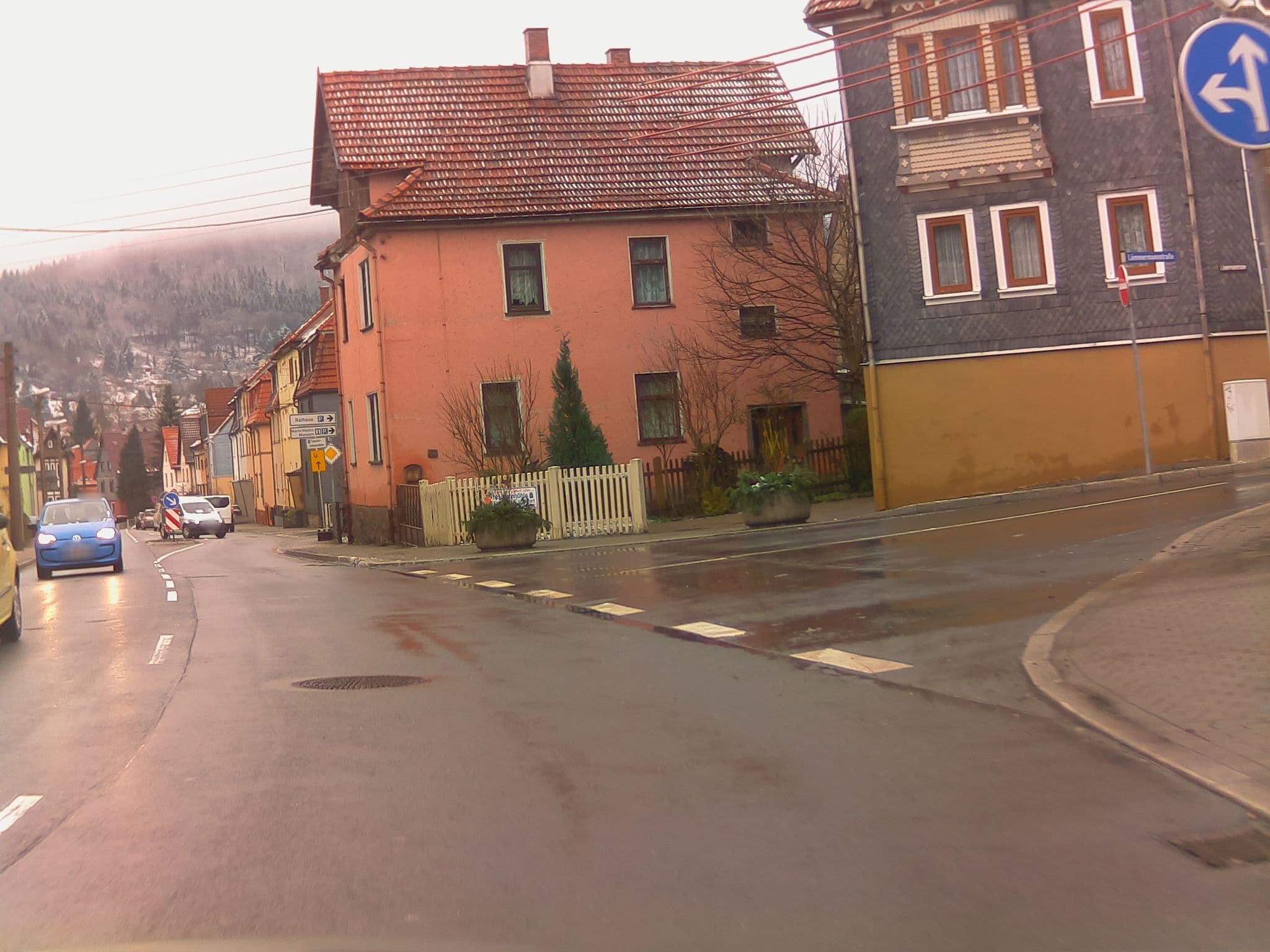Street view near Meyers Pension, Zella-Mehlis — © ramap (CC BY-SA · Mapillary)