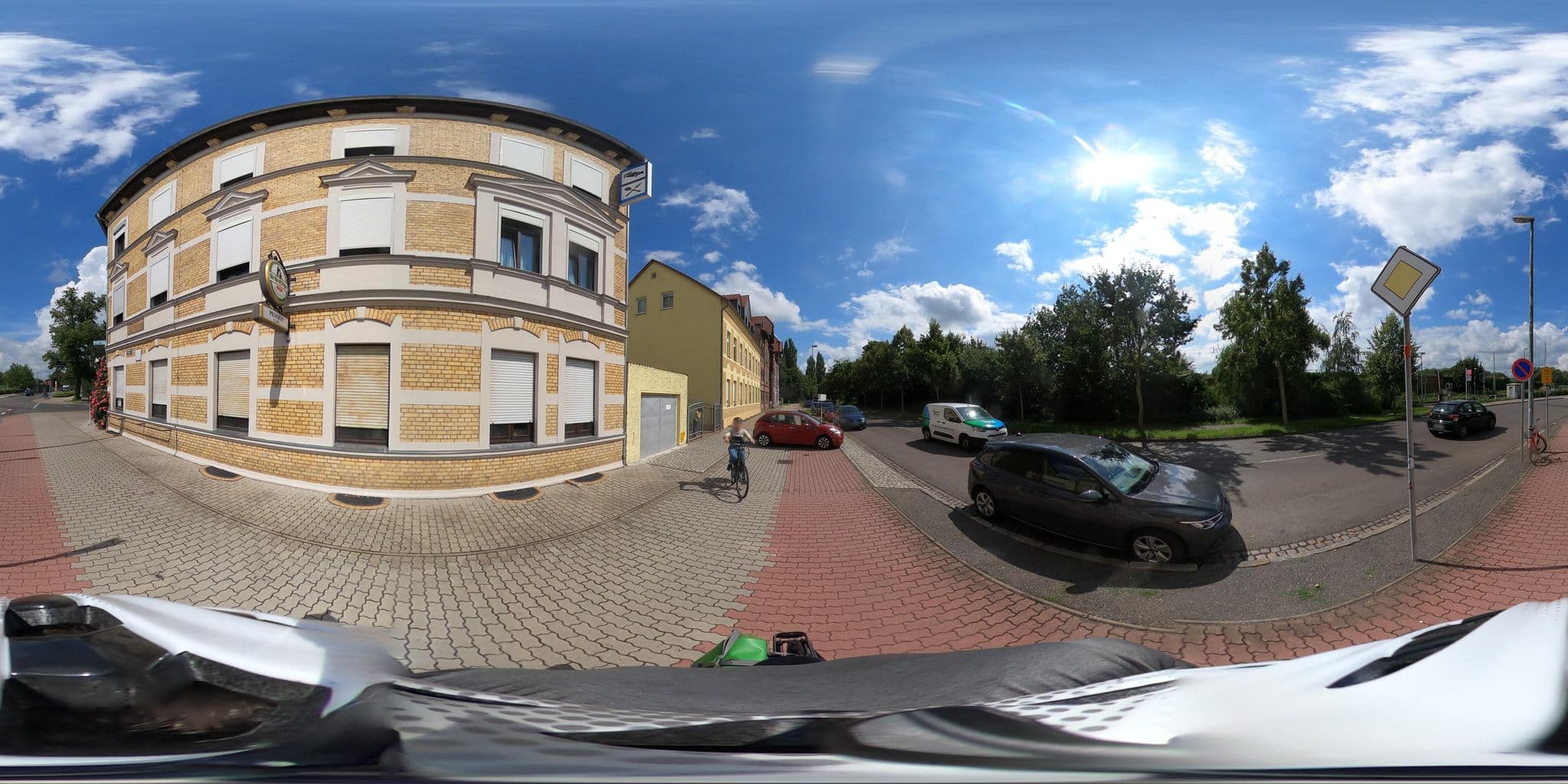Street view near Zur Elbe, Wittenberg — © Mobilitaetswerk (CC BY-SA · Mapillary)
